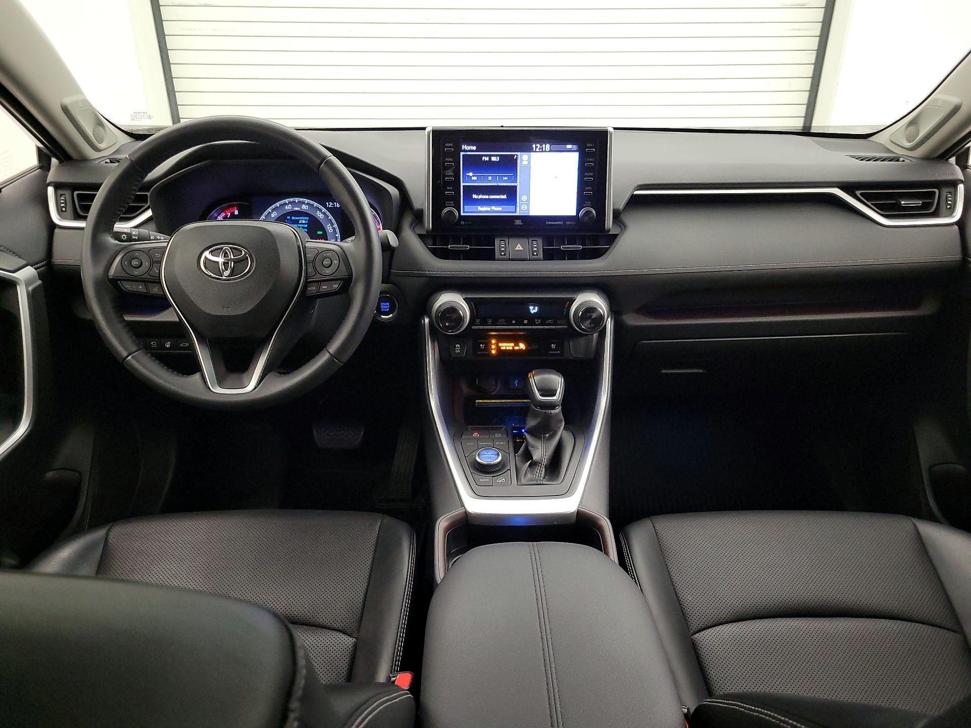 Thumbnail: 2020 Toyota RAV4 - 9