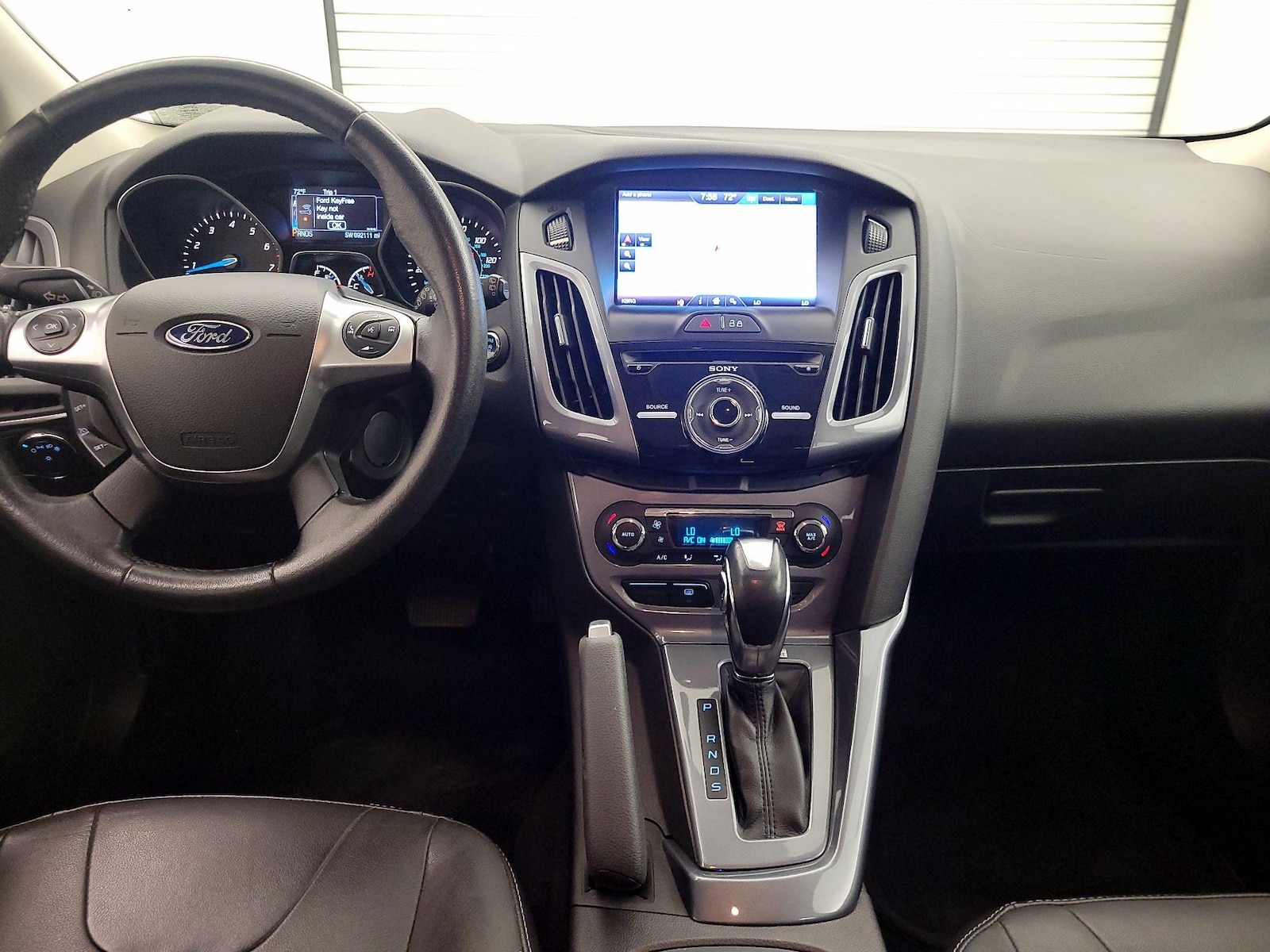 2014 Ford Focus Titanium - Photo 10