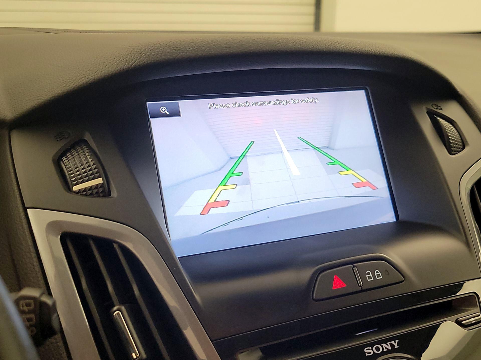 Thumbnail: 2014 Ford Focus - 15