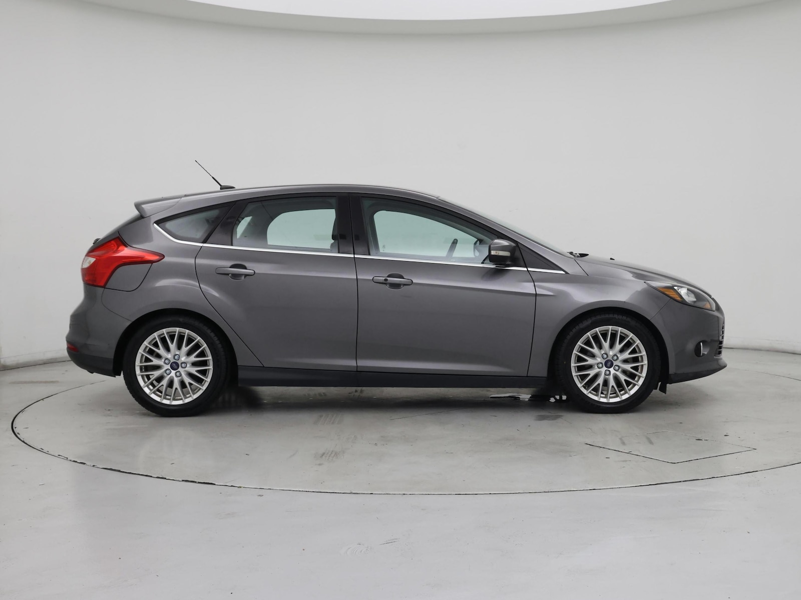 2014 Ford Focus Titanium - Photo 8