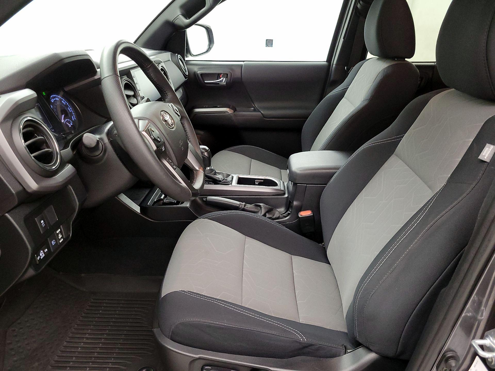 Thumbnail: 2021 Toyota Tacoma - 11