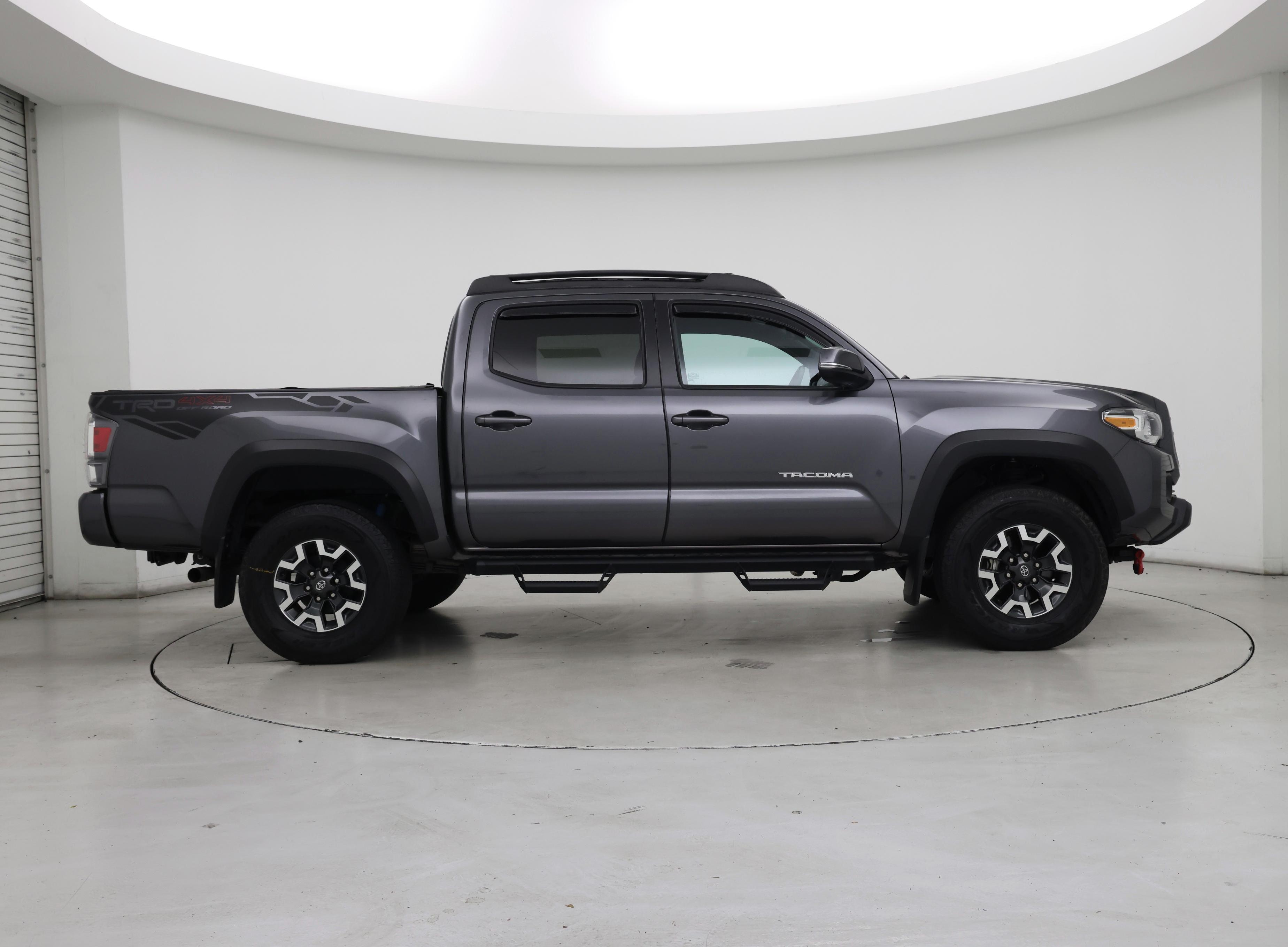 Thumbnail: 2021 Toyota Tacoma - 7