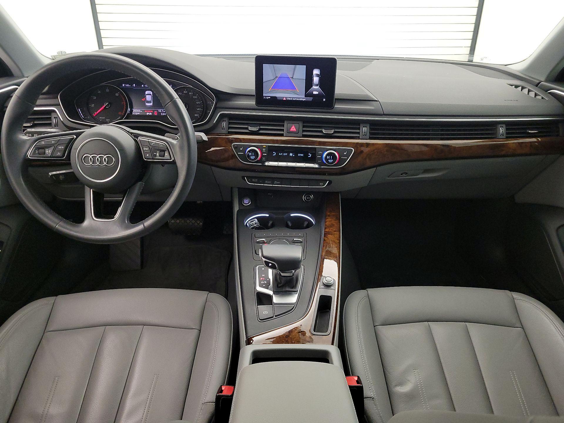 Thumbnail: 2019 Audi A4 - 9