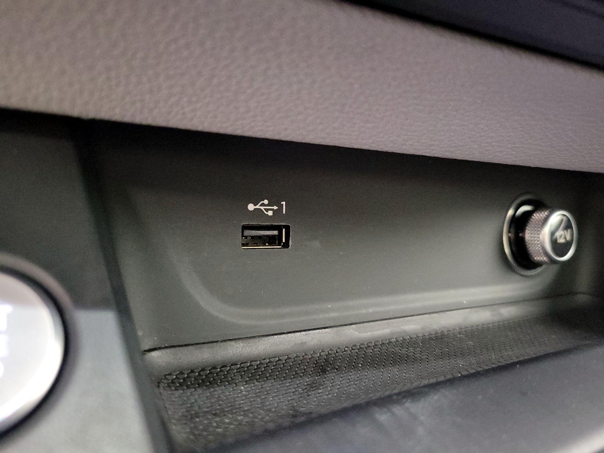 Thumbnail: 2019 Audi A4 - 18