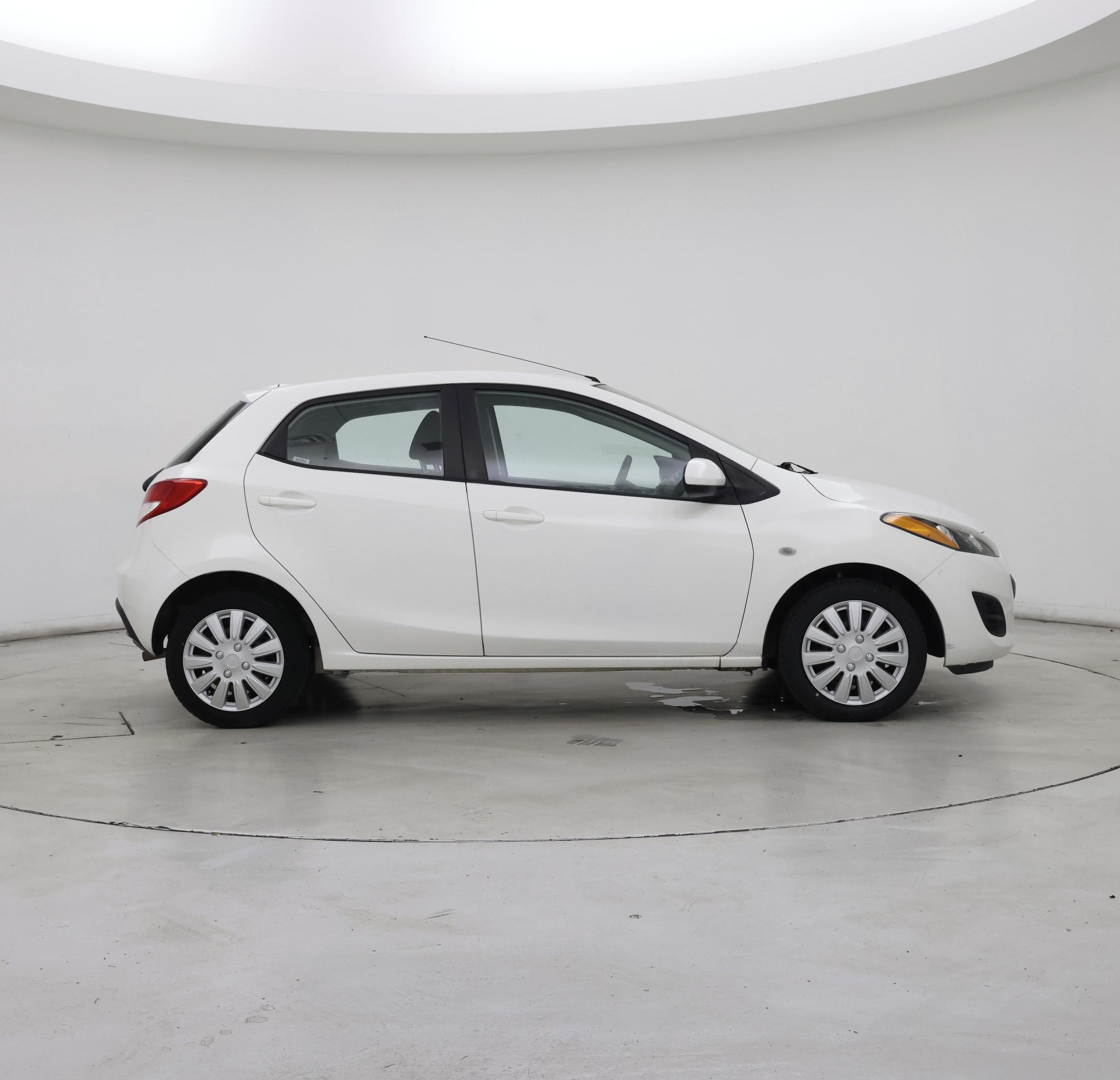 Thumbnail: 2014 Mazda Mazda2 - 7