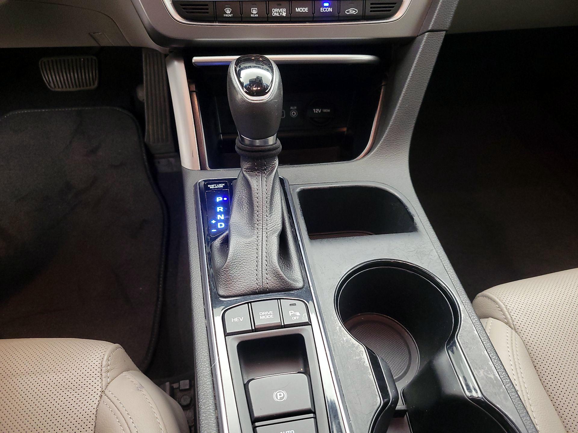 Thumbnail: 2017 Hyundai Sonata - 18