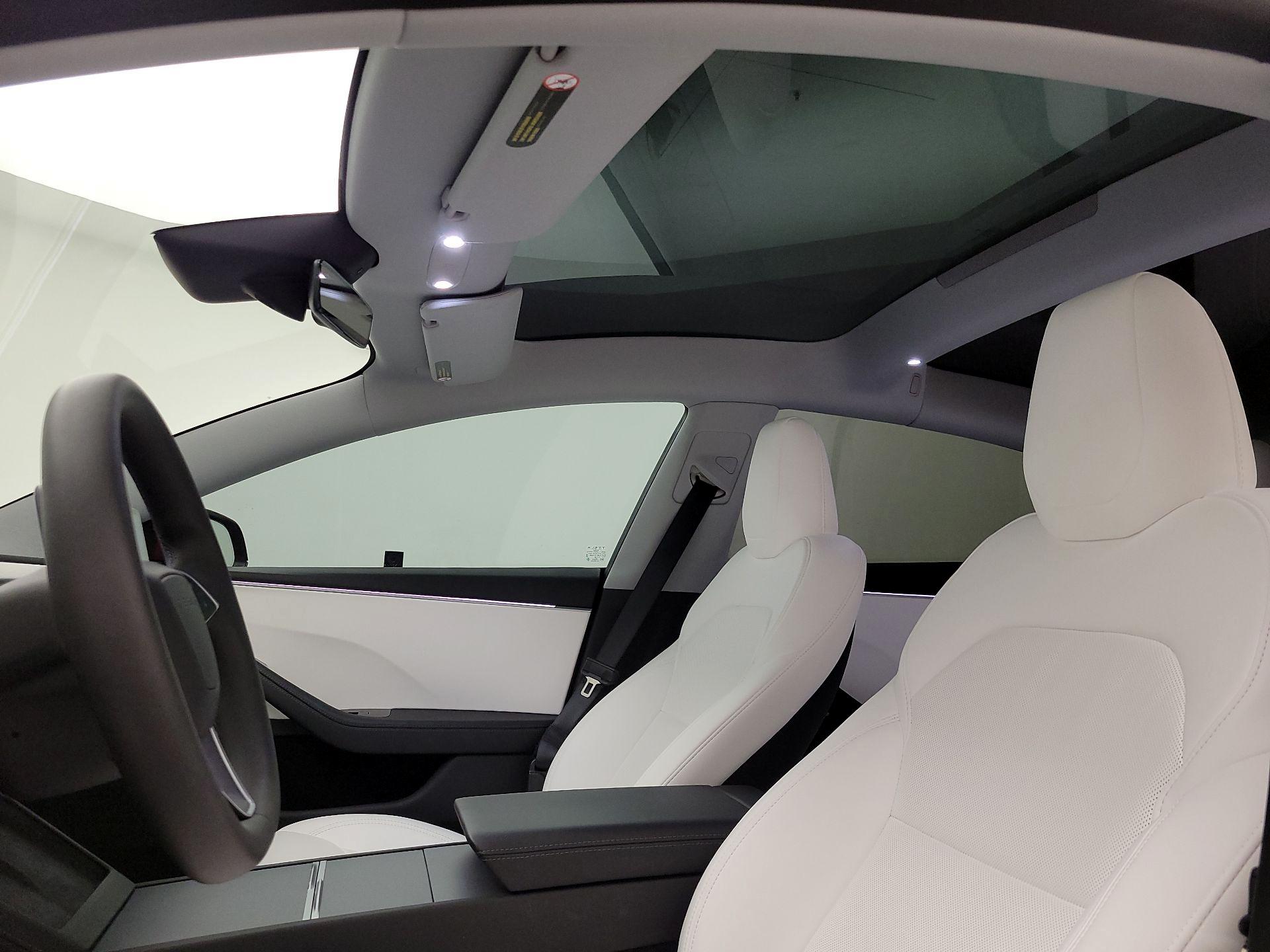 Thumbnail: 2024 Tesla Model 3 - 18