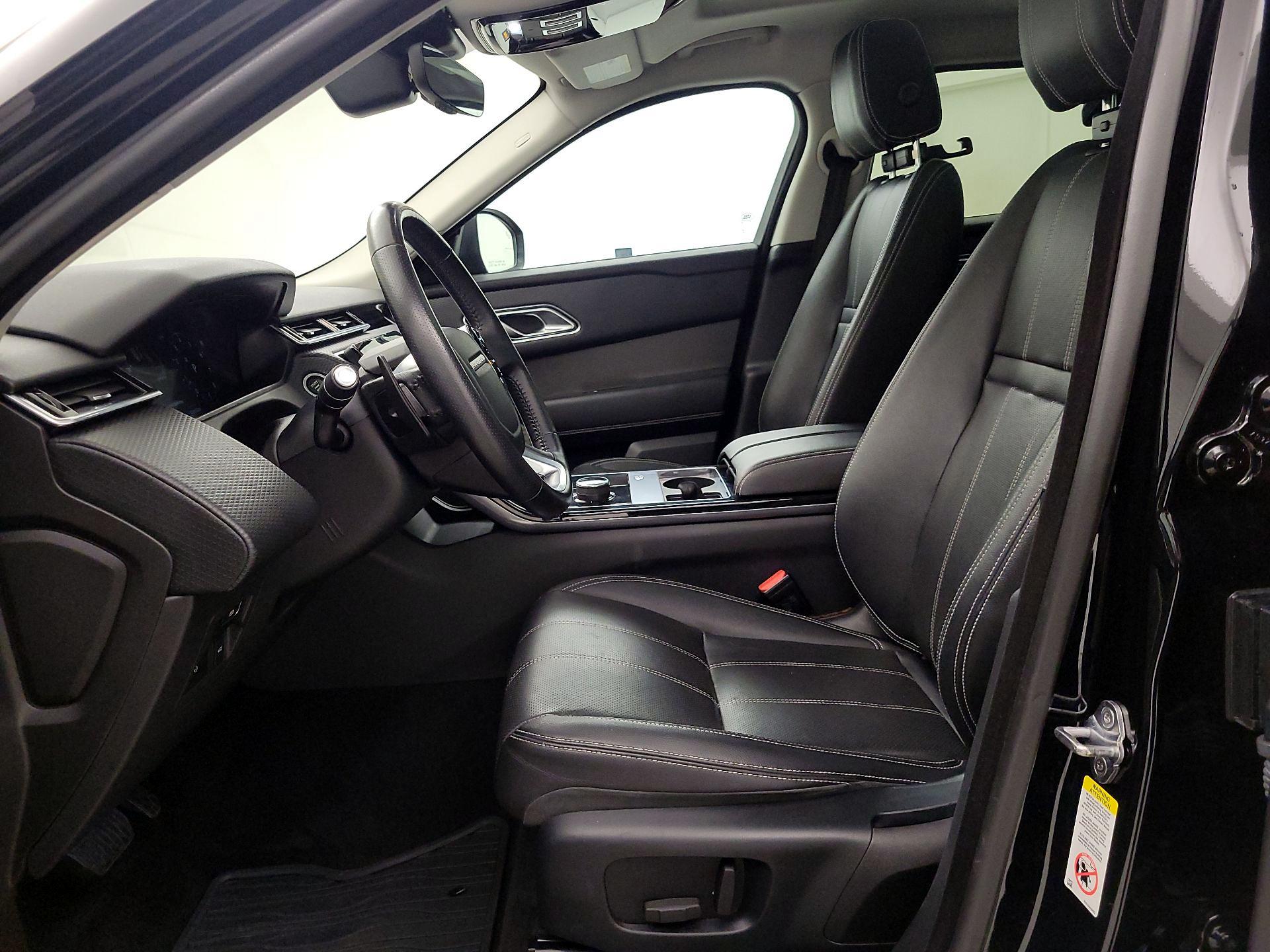 Thumbnail: 2018 Land Rover Range Rover Velar - 11