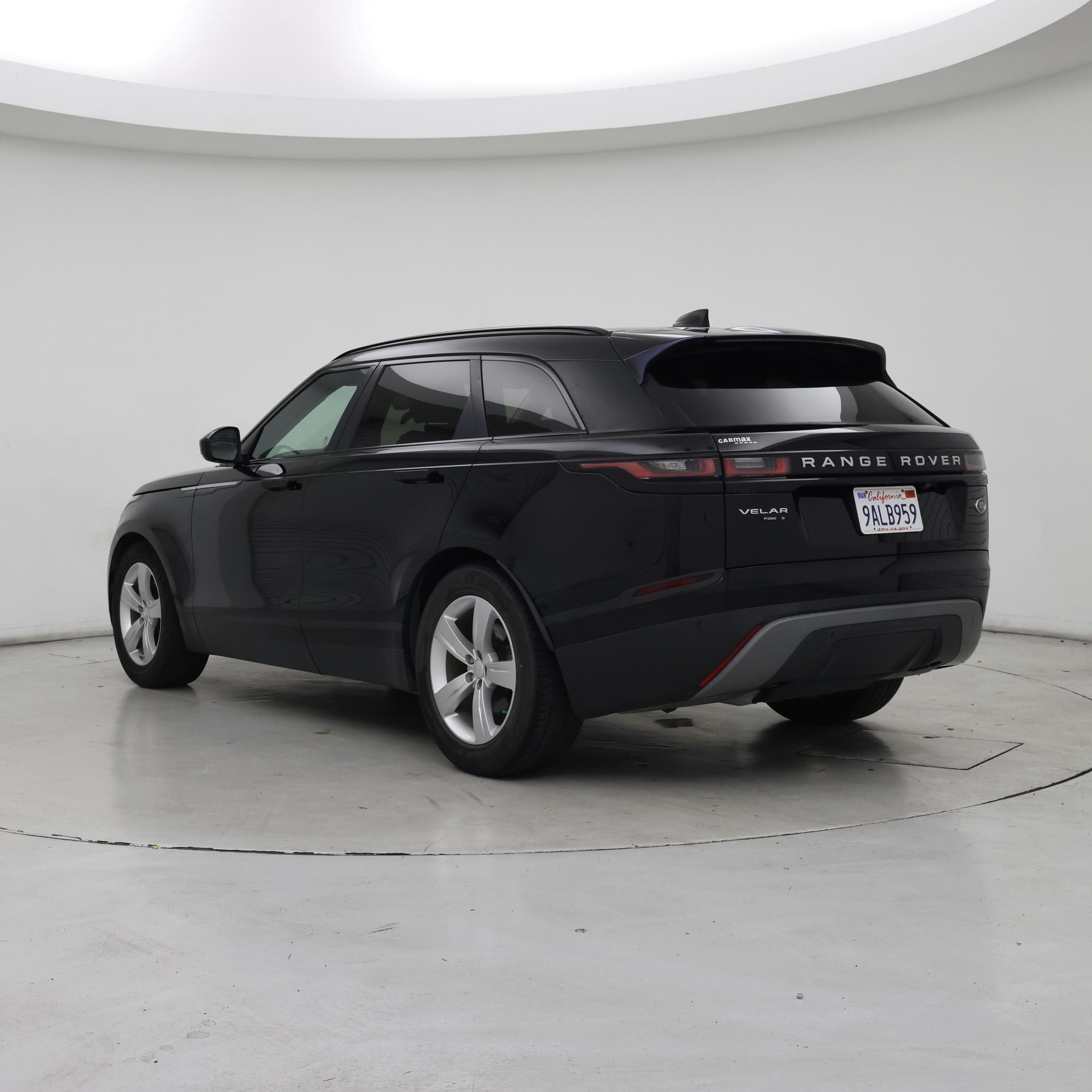 Thumbnail: 2018 Land Rover Range Rover Velar - 2