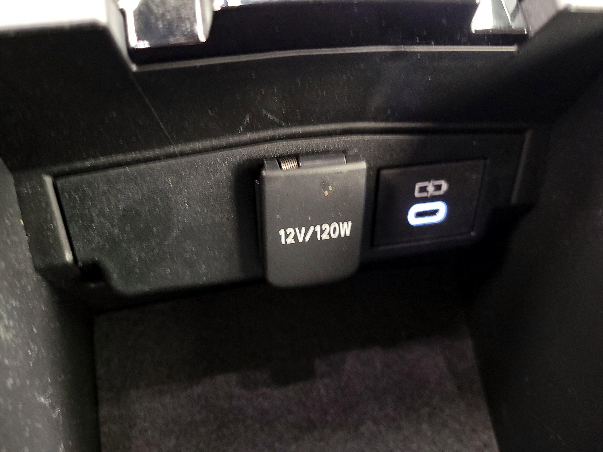 Thumbnail: 2024 Toyota Corolla - 18