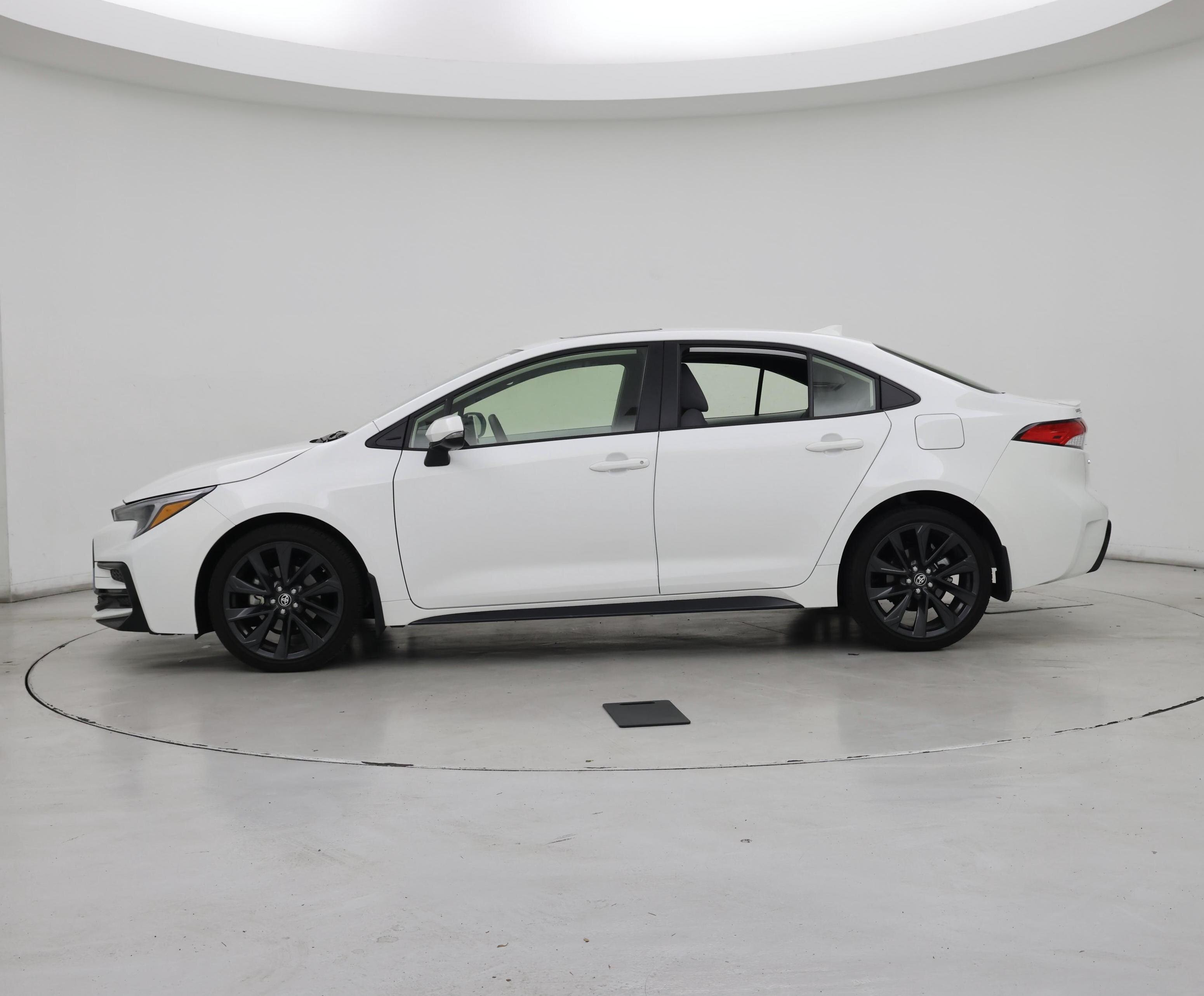 Thumbnail: 2024 Toyota Corolla - 3