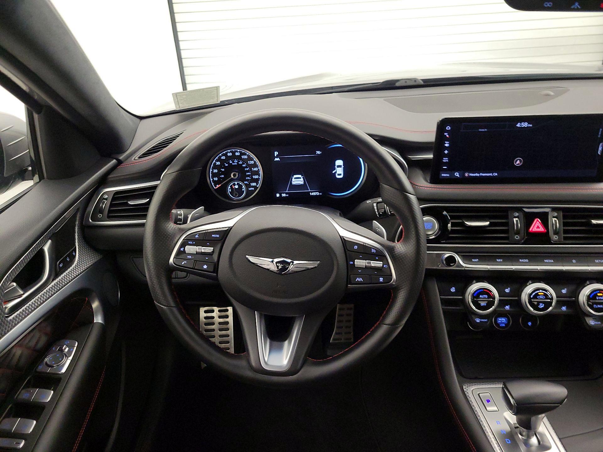 Thumbnail: 2022 Genesis G70 - 10