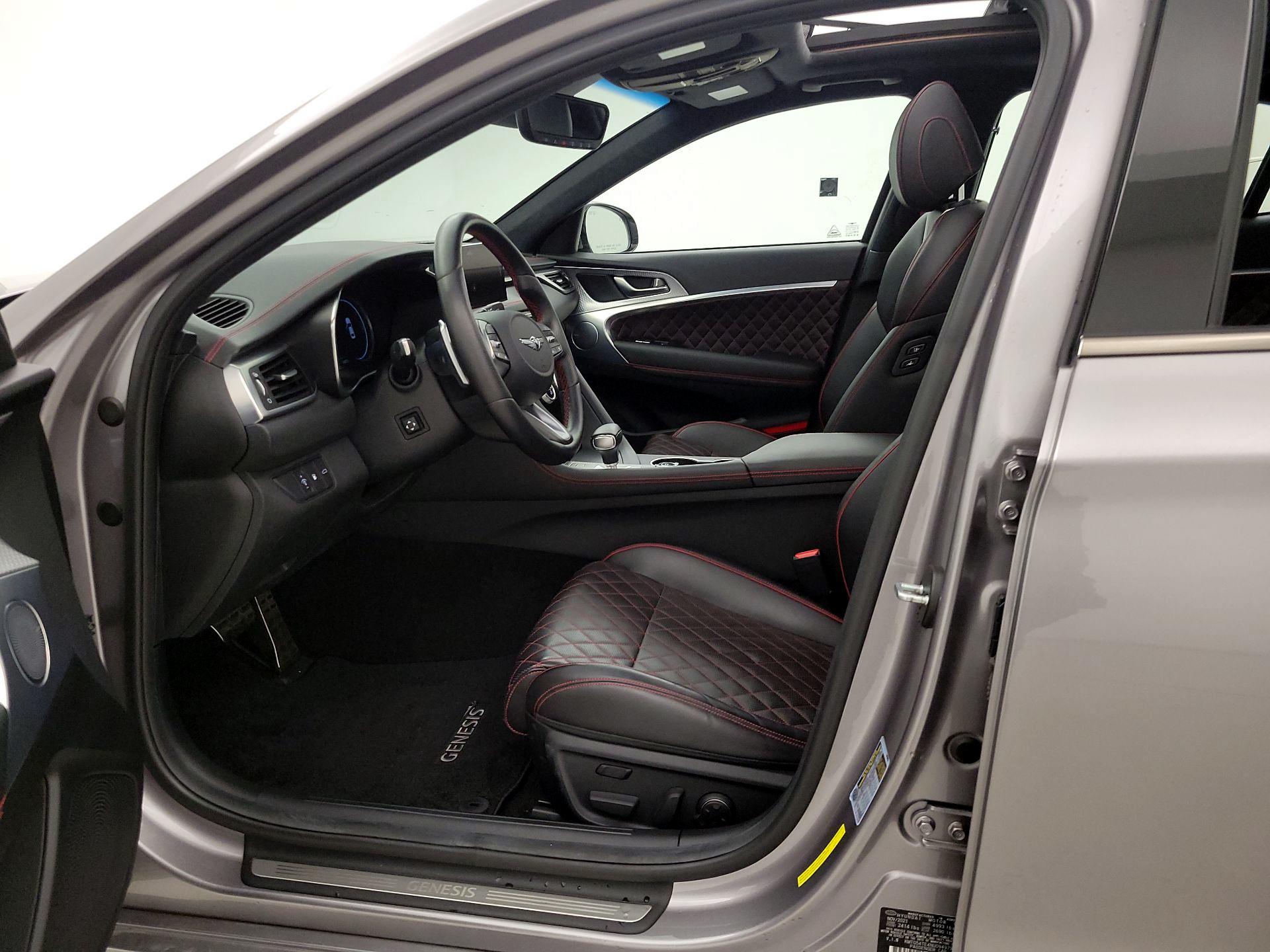 Thumbnail: 2022 Genesis G70 - 11