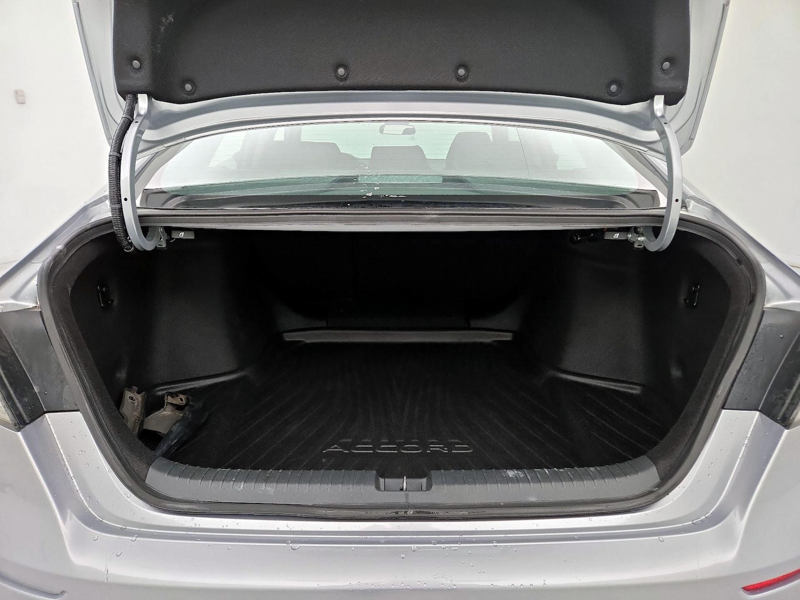 2024 Honda Accord EX - Photo 21
