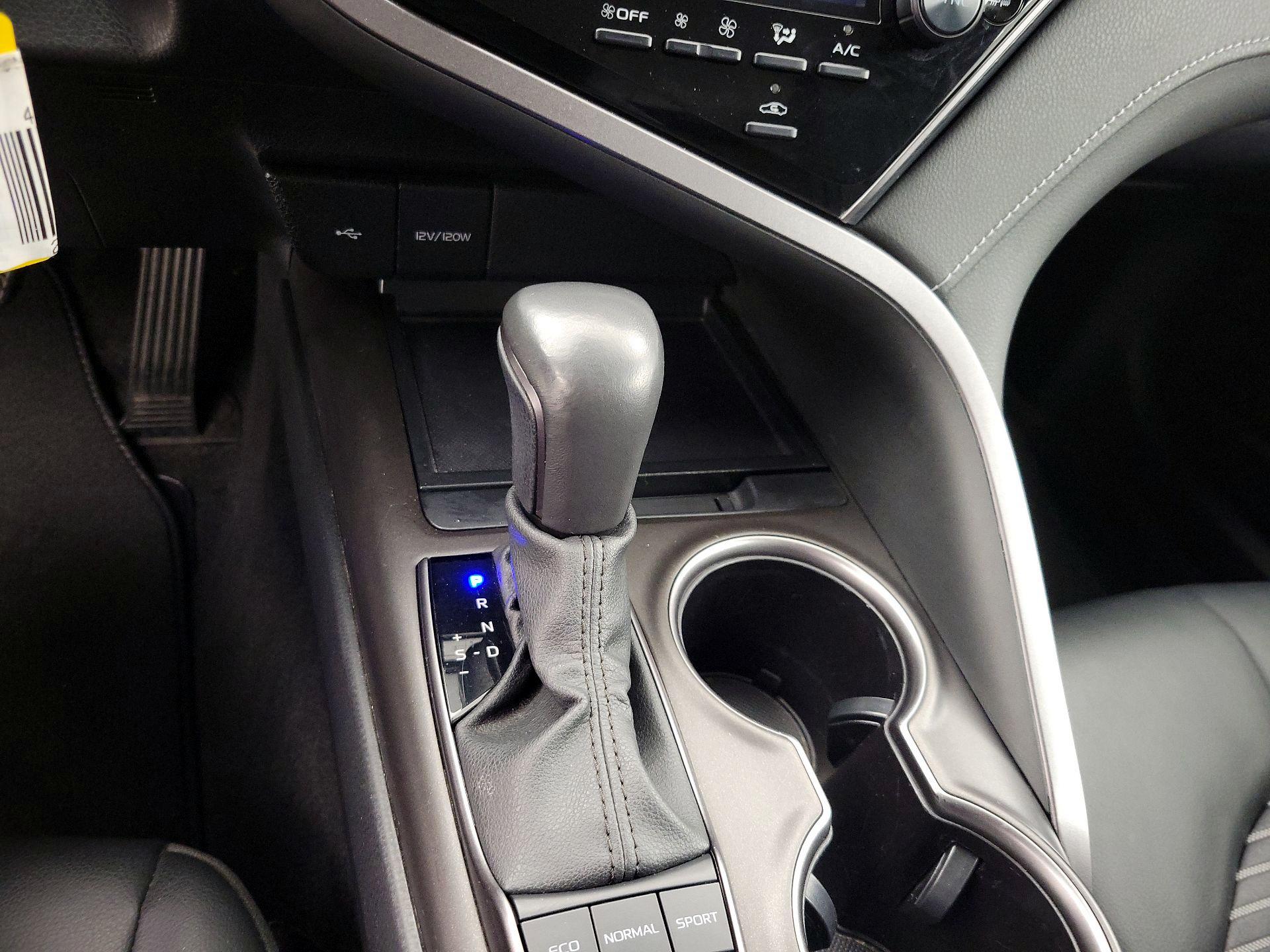 Thumbnail: 2024 Toyota Camry - 17