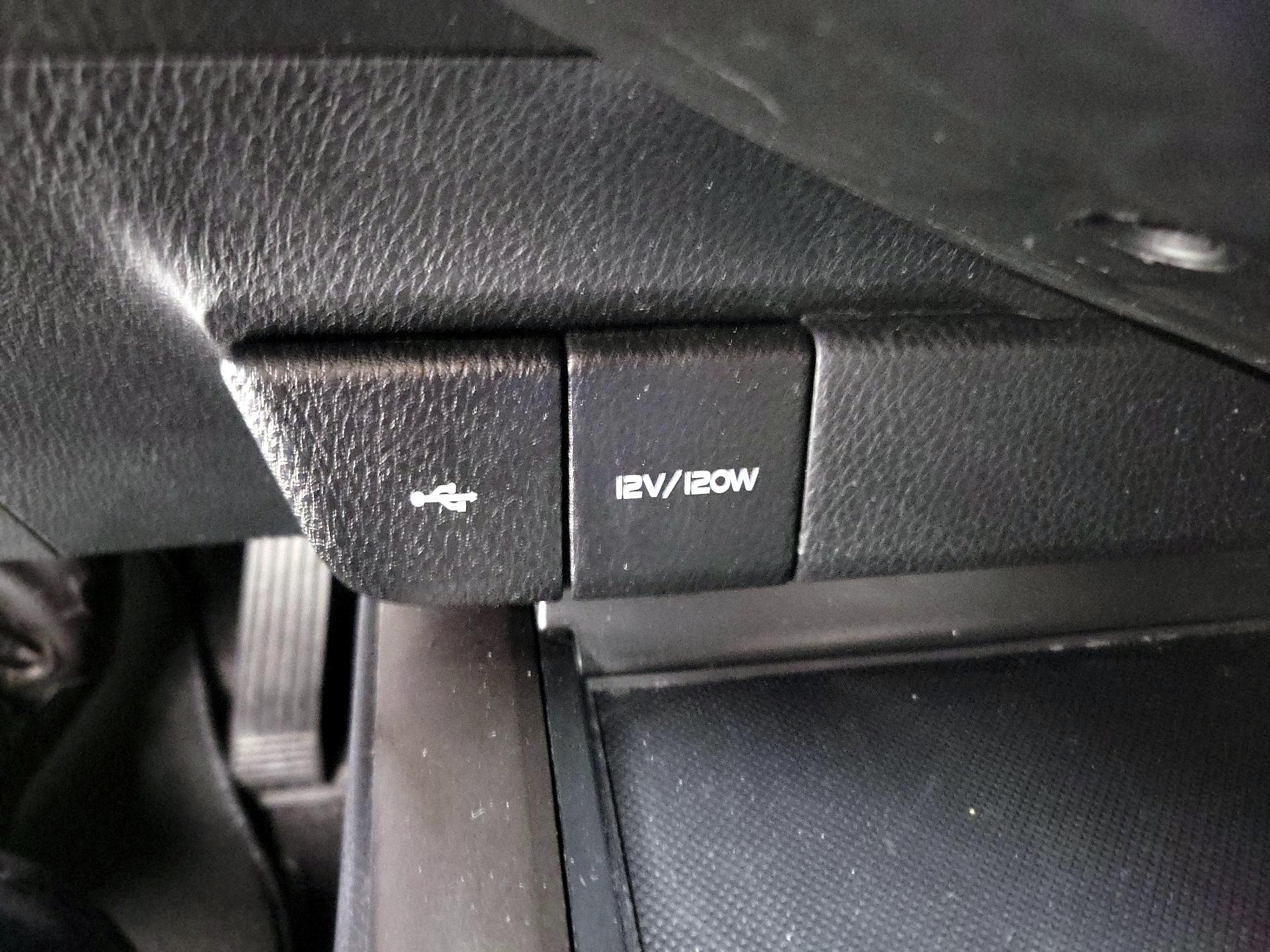 Thumbnail: 2024 Toyota Camry - 18