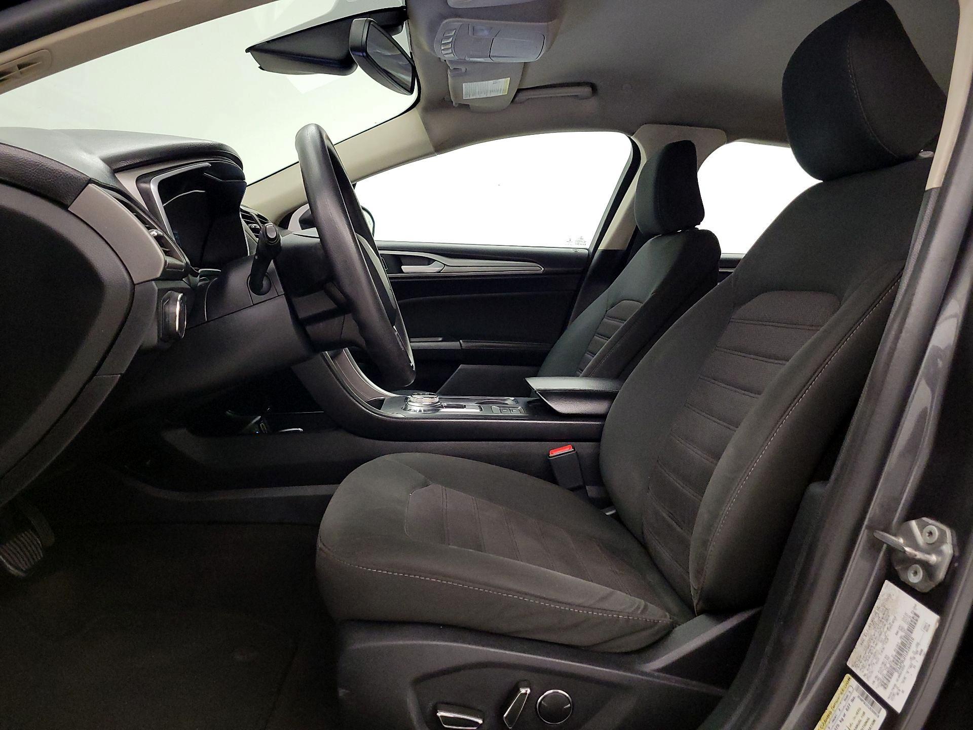 Thumbnail: 2020 Ford Fusion - 11