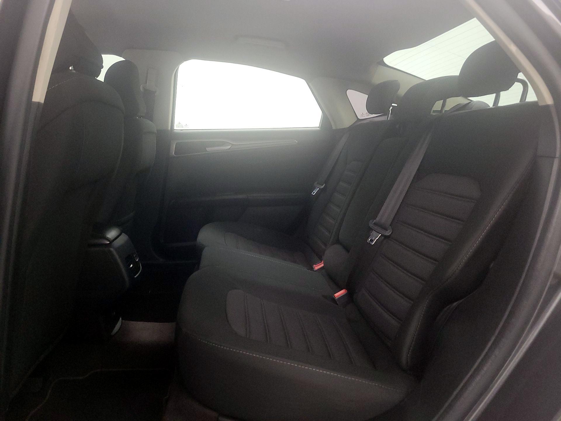 Thumbnail: 2020 Ford Fusion - 18