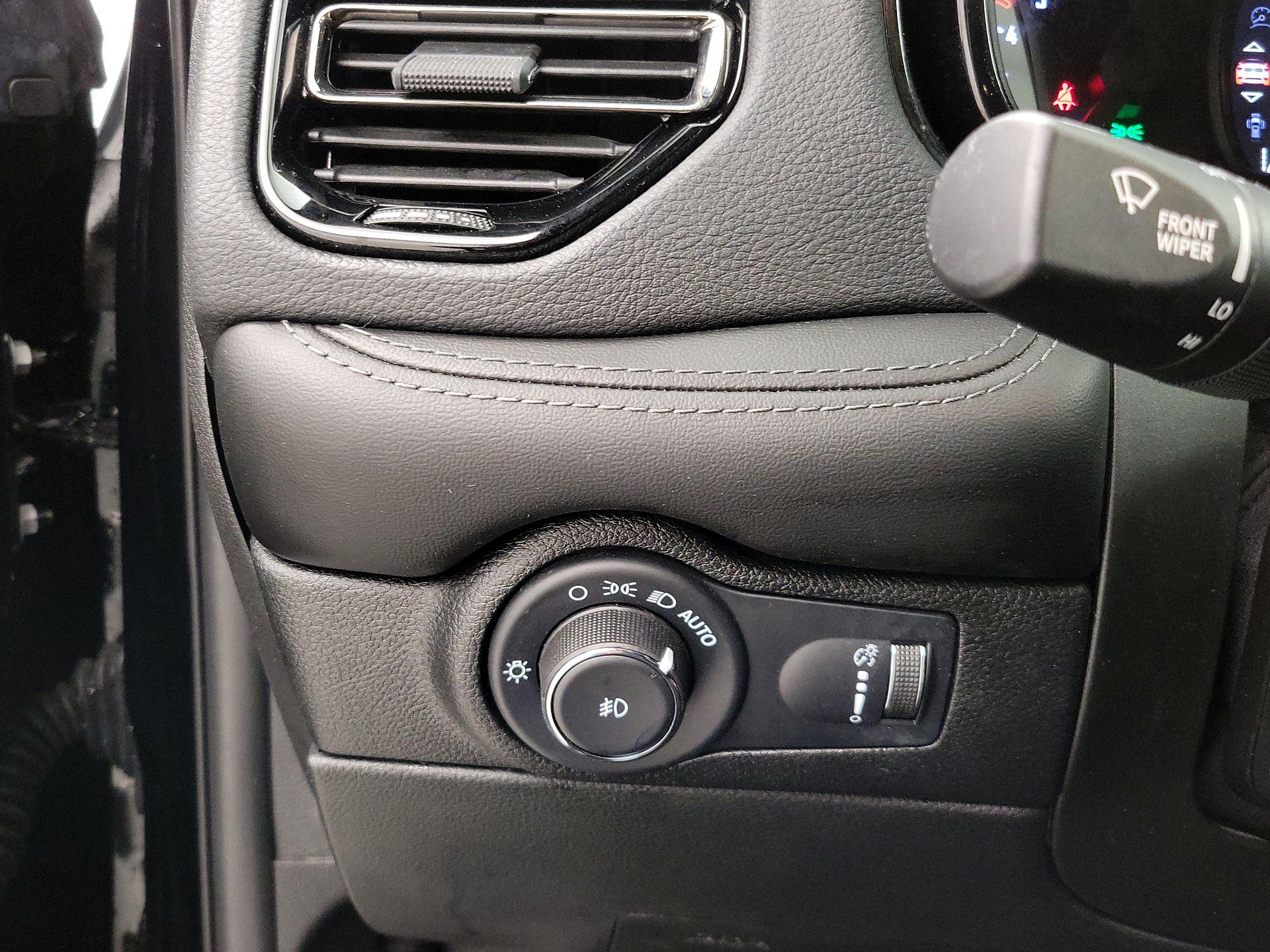 Thumbnail: 2022 Dodge Durango - 13