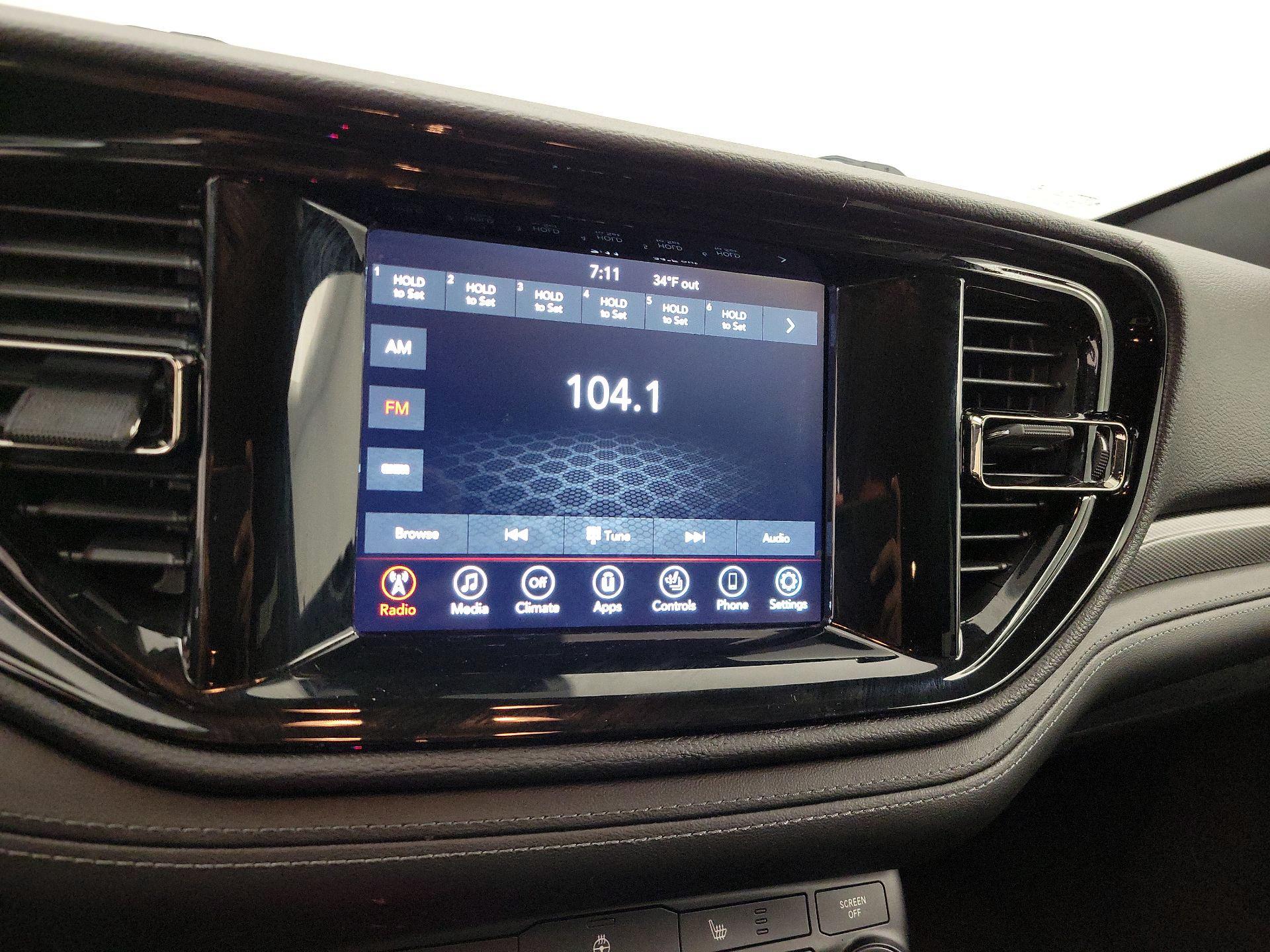 Thumbnail: 2022 Dodge Durango - 15