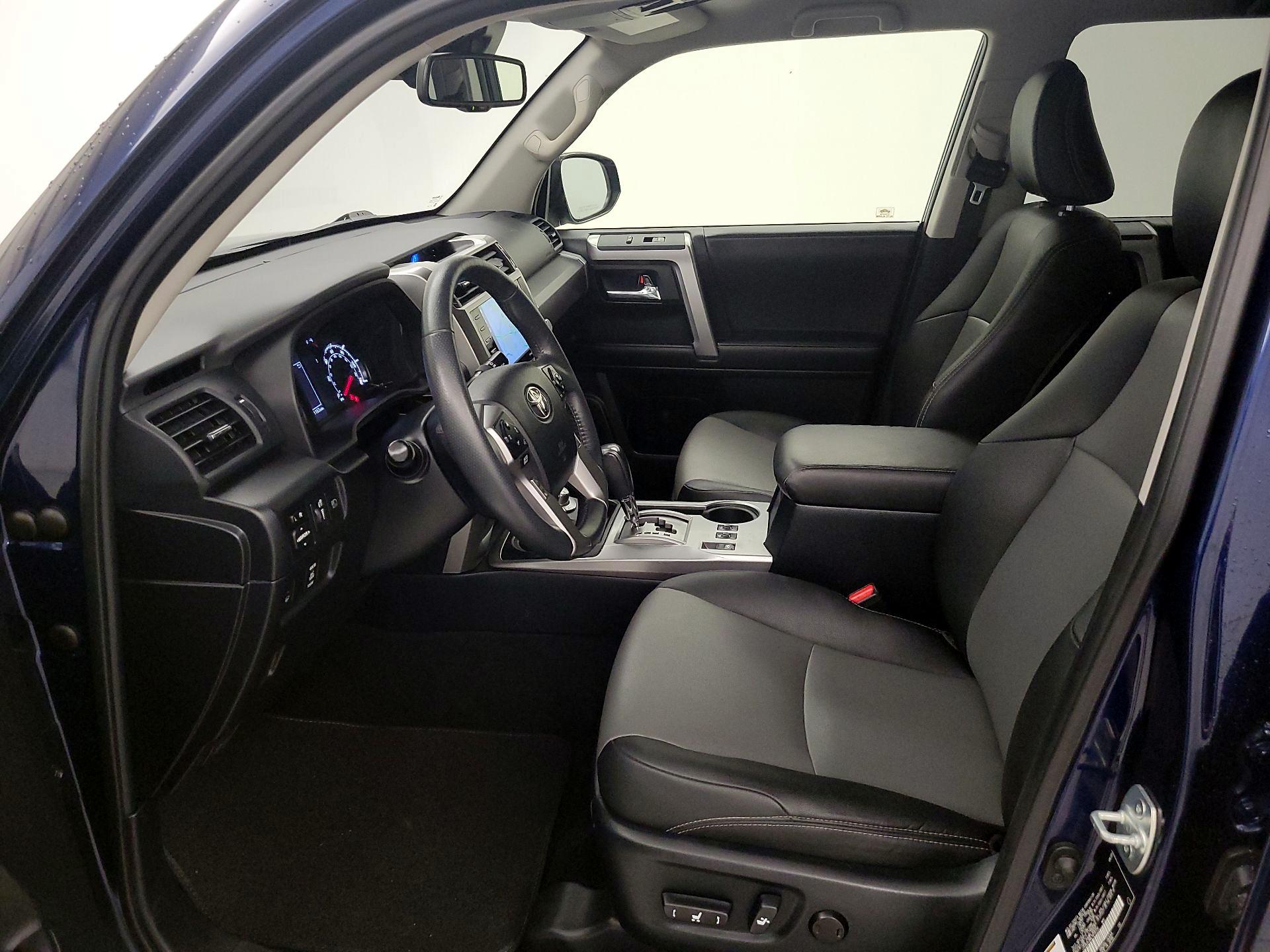 Thumbnail: 2020 Toyota 4Runner - 11