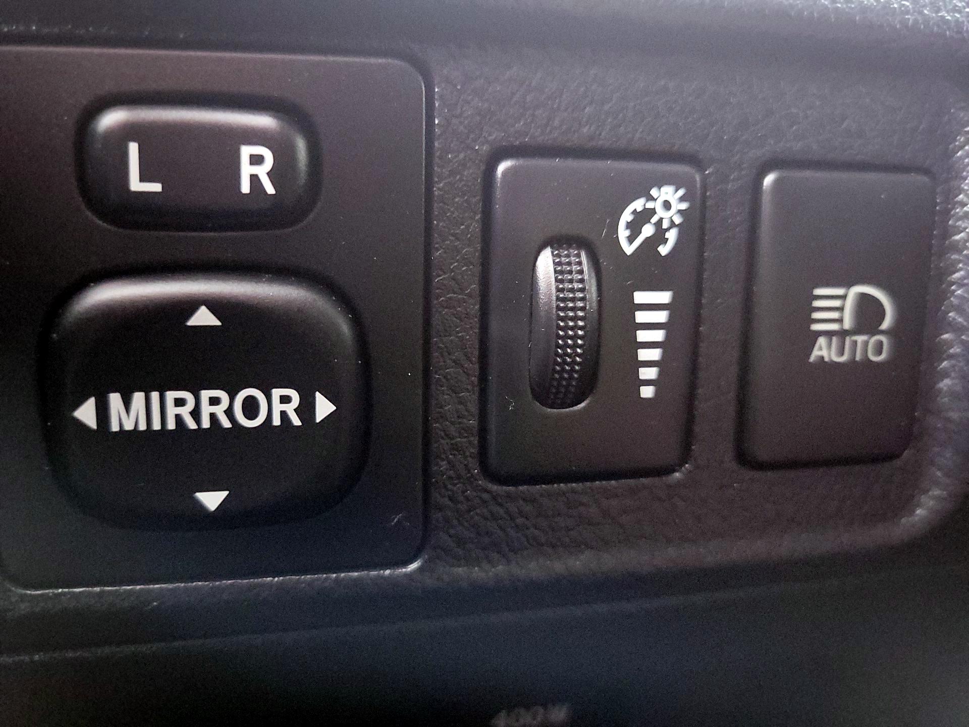 Thumbnail: 2020 Toyota 4Runner - 13