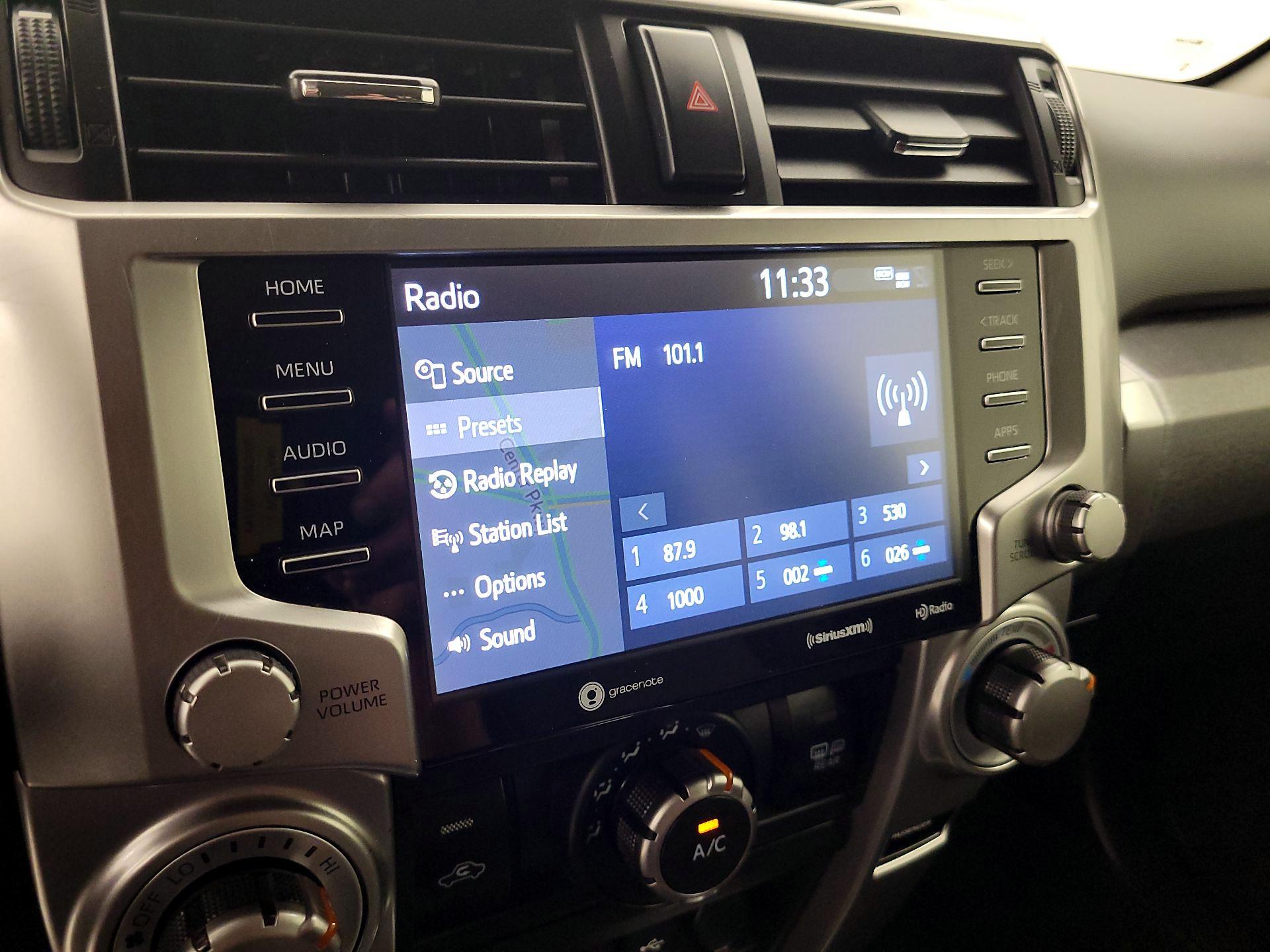 Thumbnail: 2020 Toyota 4Runner - 16