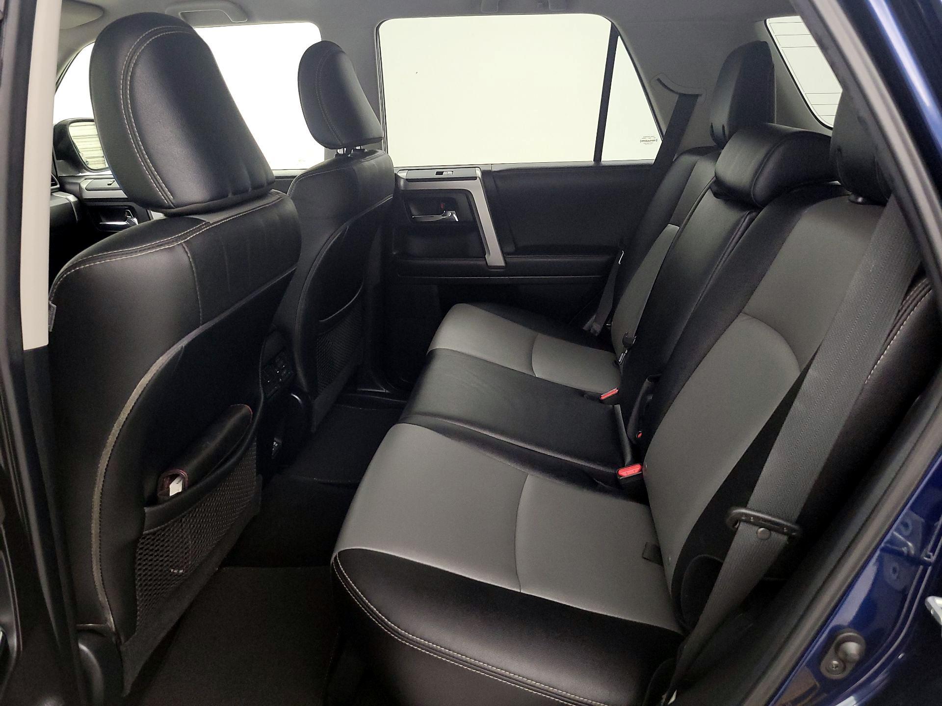 Thumbnail: 2020 Toyota 4Runner - 20