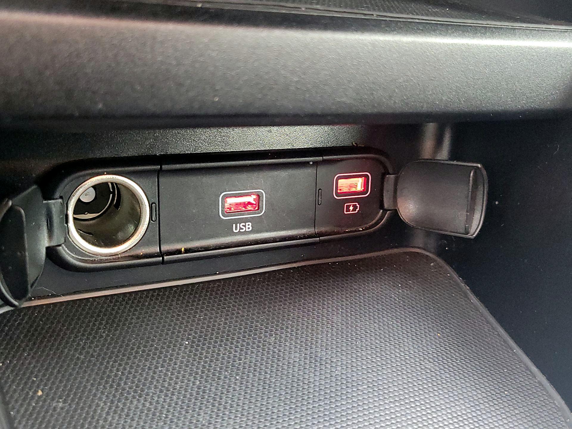 Thumbnail: 2024 Kia Forte - 18