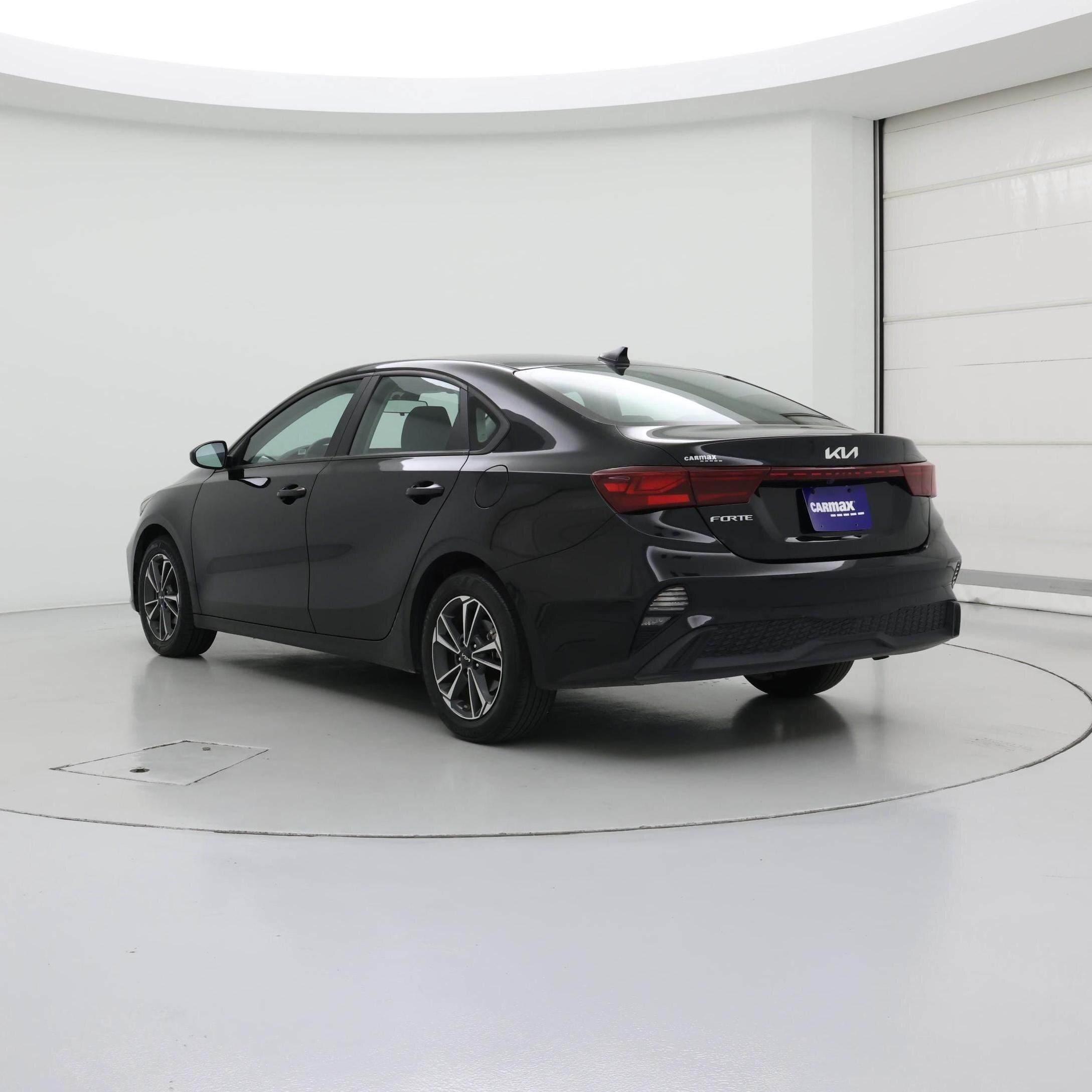 Thumbnail: 2024 Kia Forte - 2