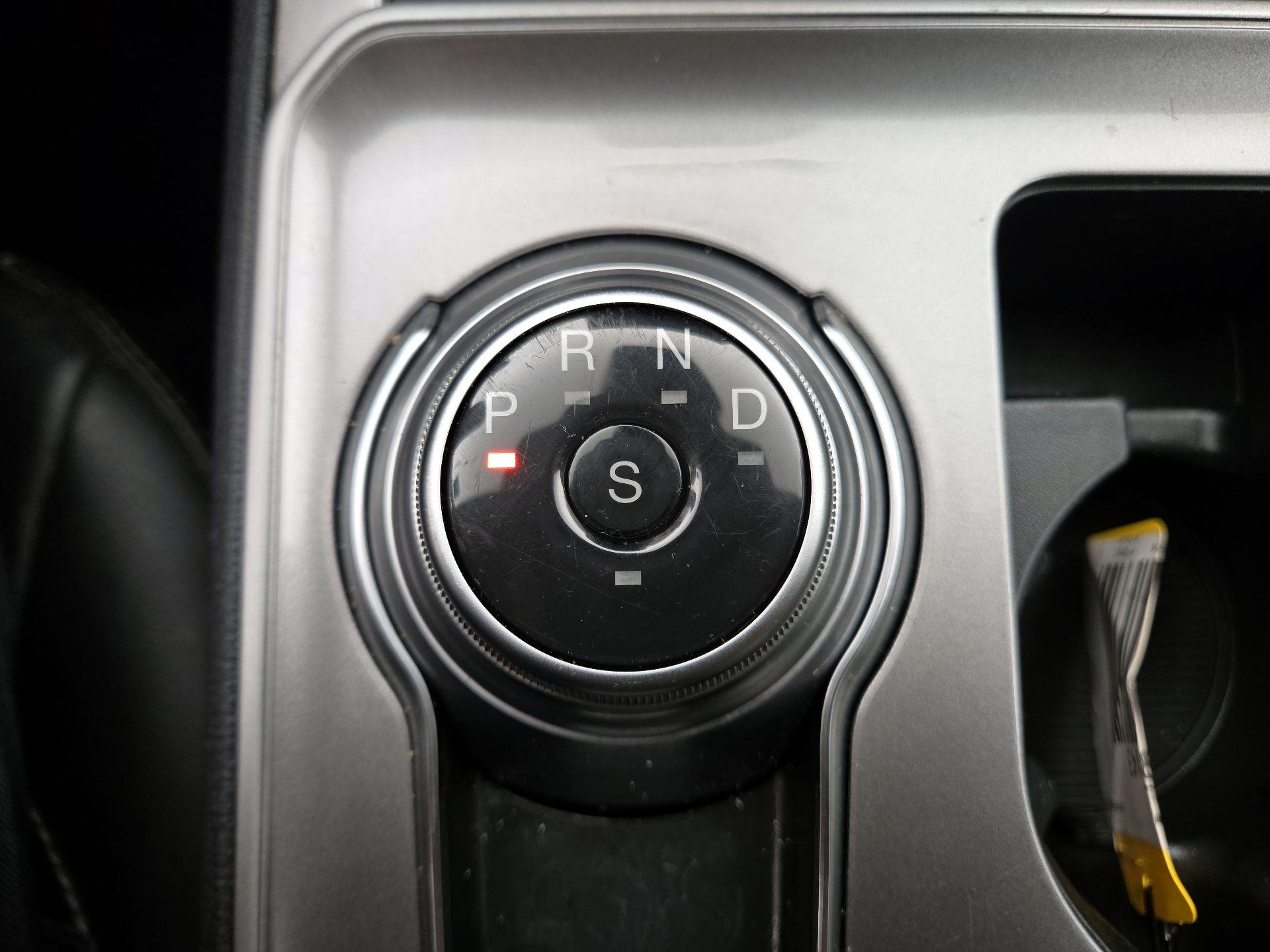 Thumbnail: 2024 Ford Edge - 17