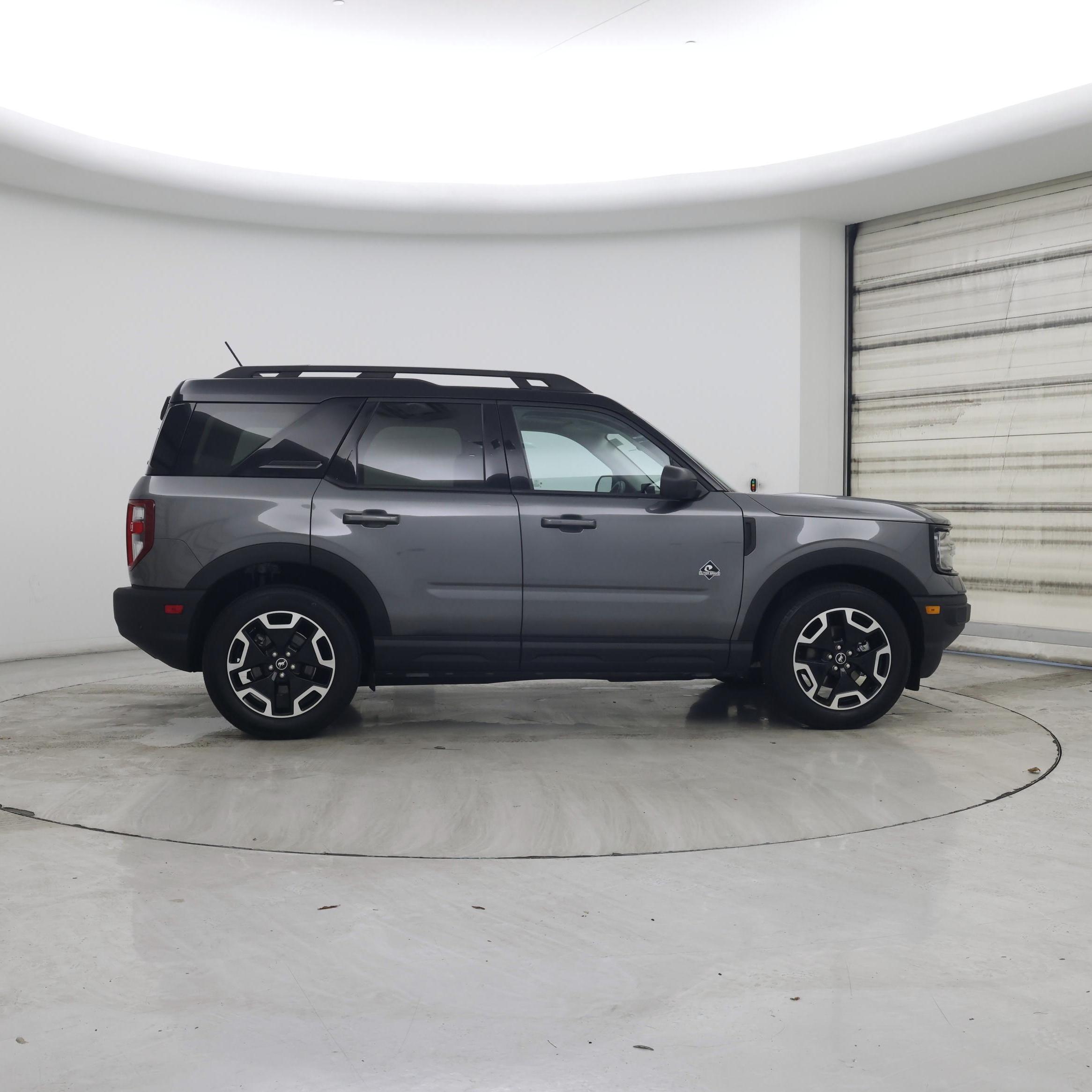 Thumbnail: 2023 Ford Bronco Sport - 7