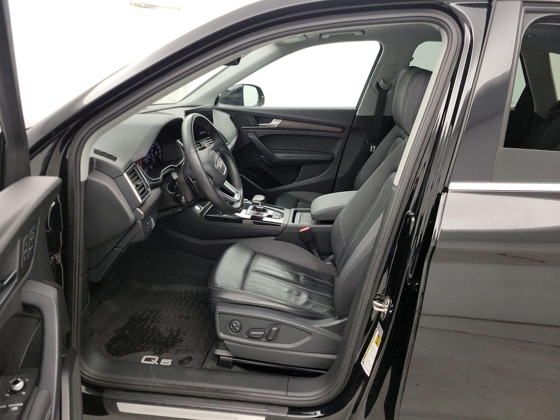 Thumbnail: 2021 Audi Q5 - 11