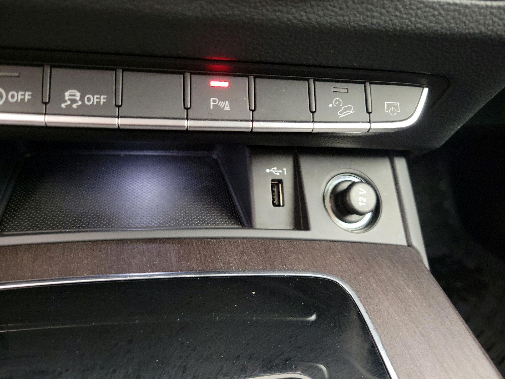 Thumbnail: 2021 Audi Q5 - 18