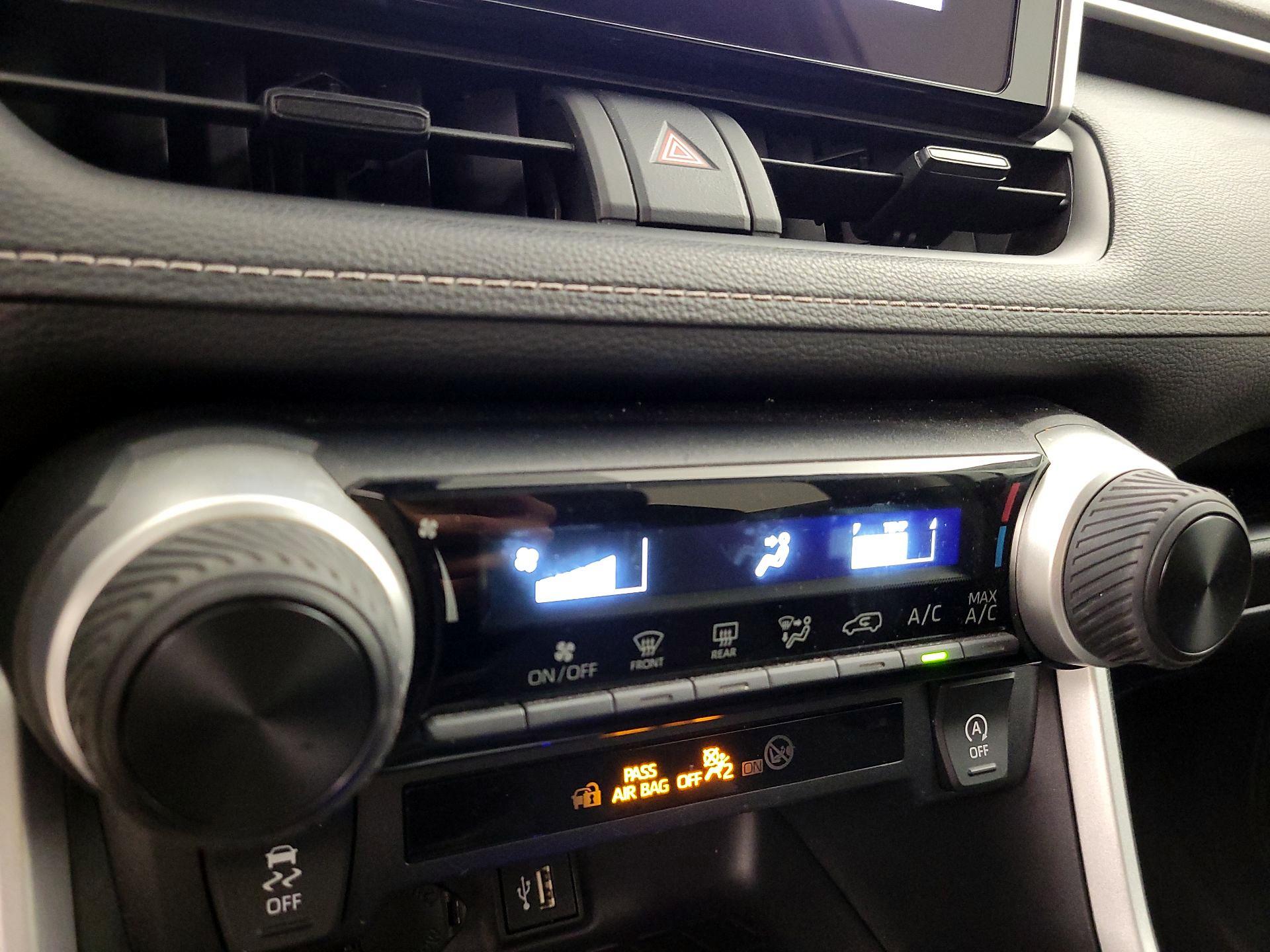 Thumbnail: 2024 Toyota RAV4 - 15