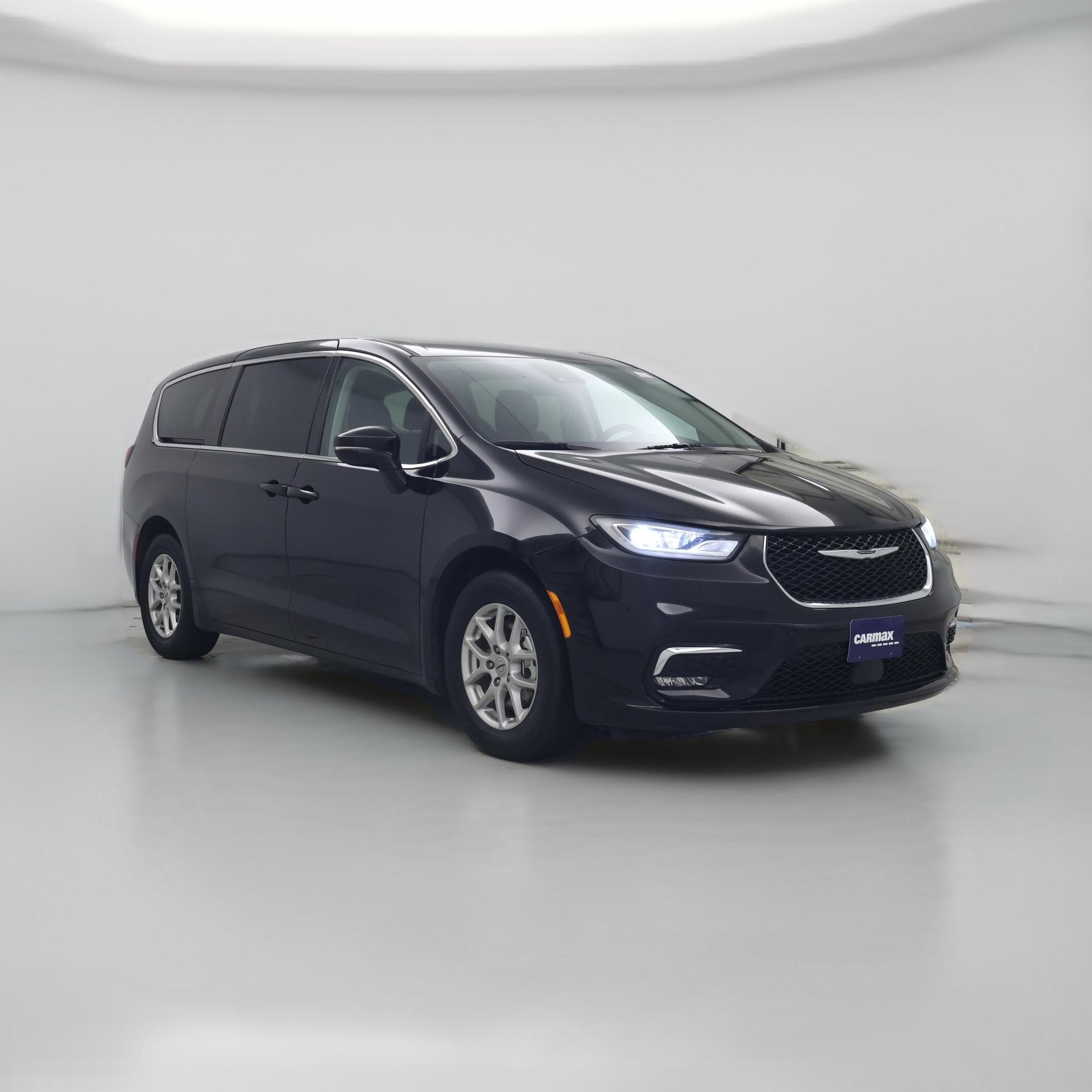 Thumbnail: 2024 Chrysler Pacifica - 1