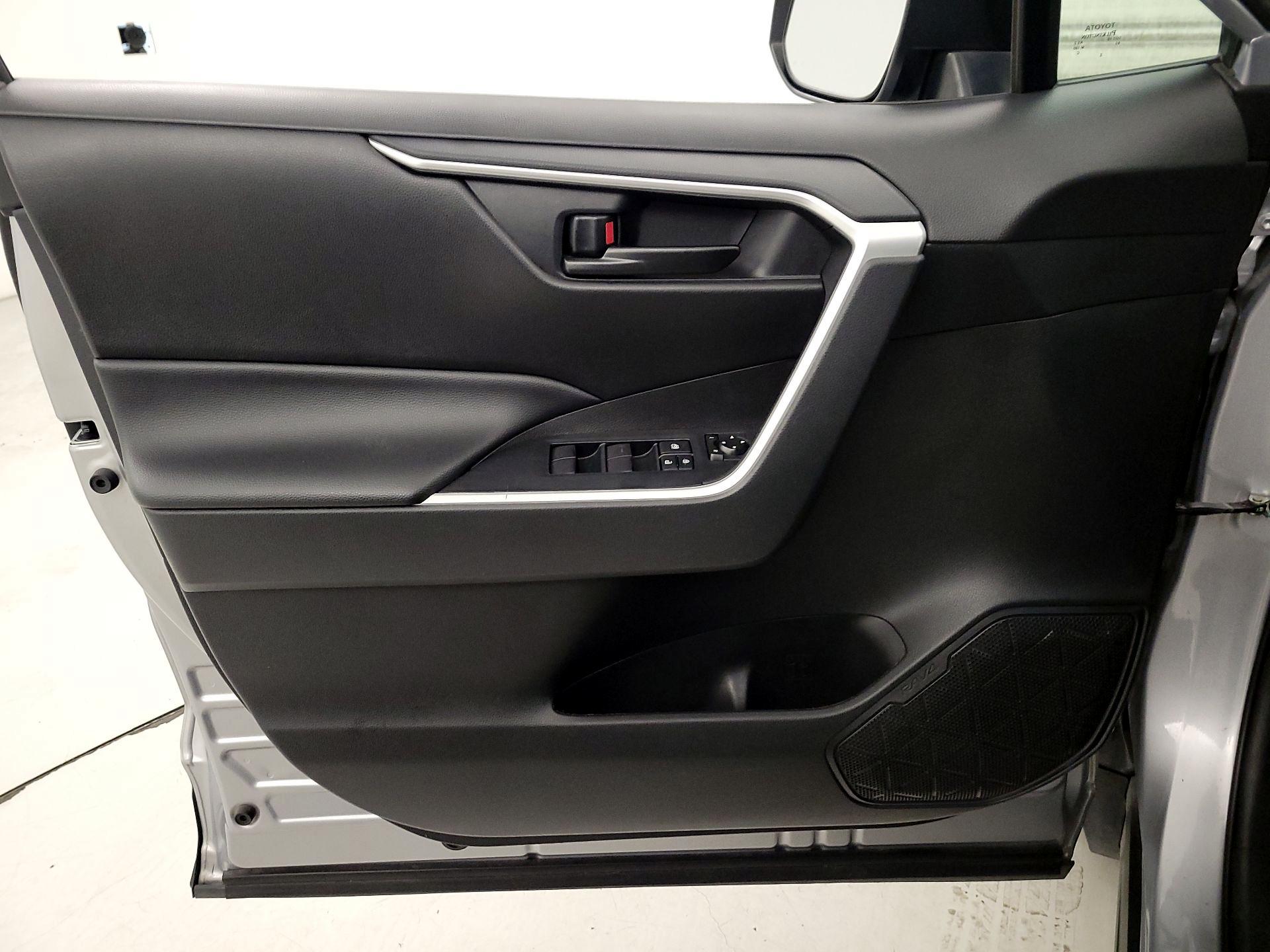 Thumbnail: 2024 Toyota RAV4 - 12