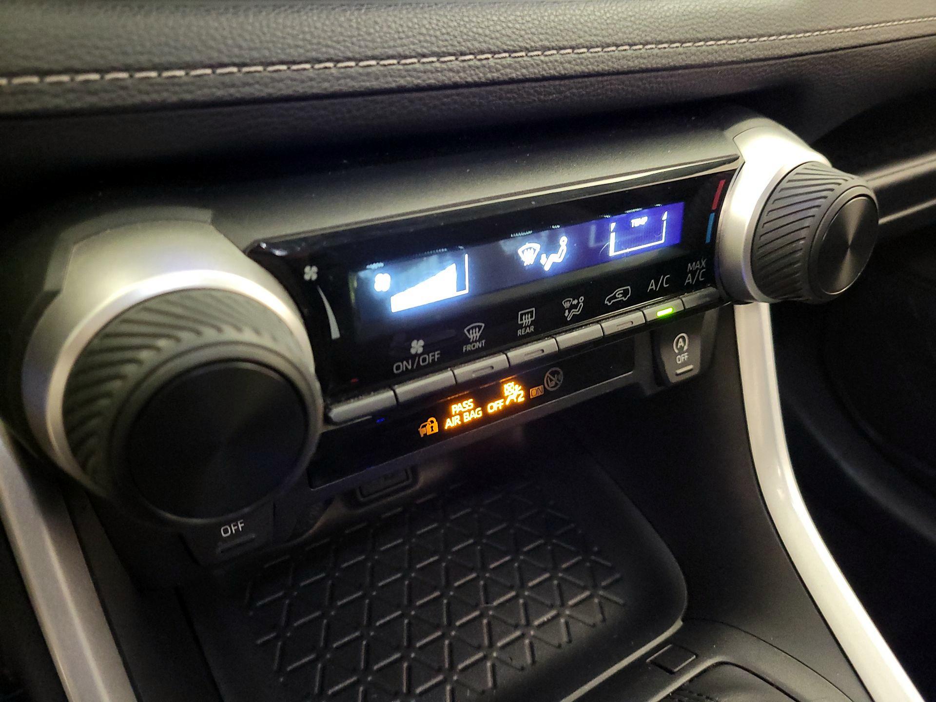 Thumbnail: 2024 Toyota RAV4 - 16