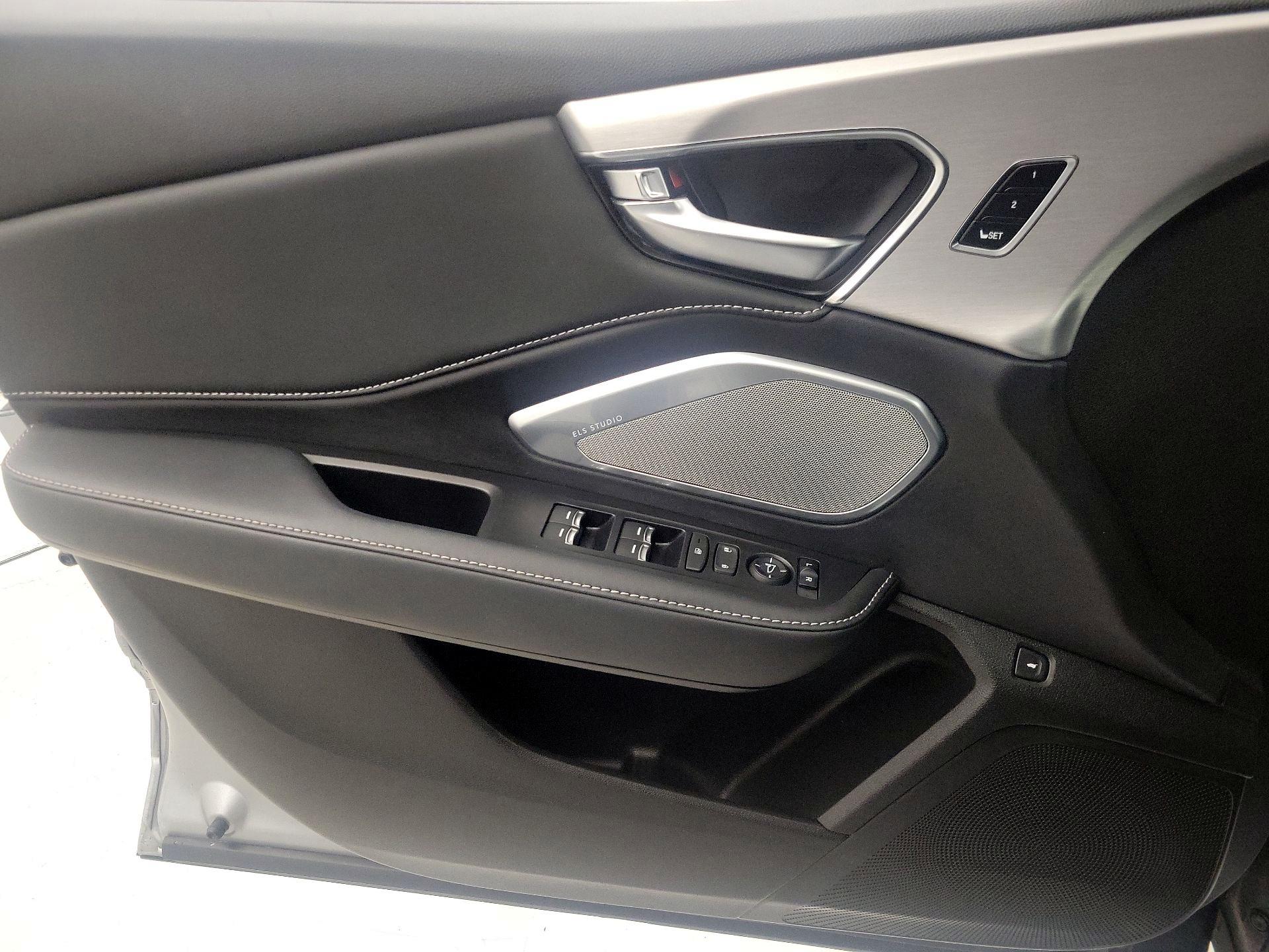 Thumbnail: 2022 Acura RDX - 12