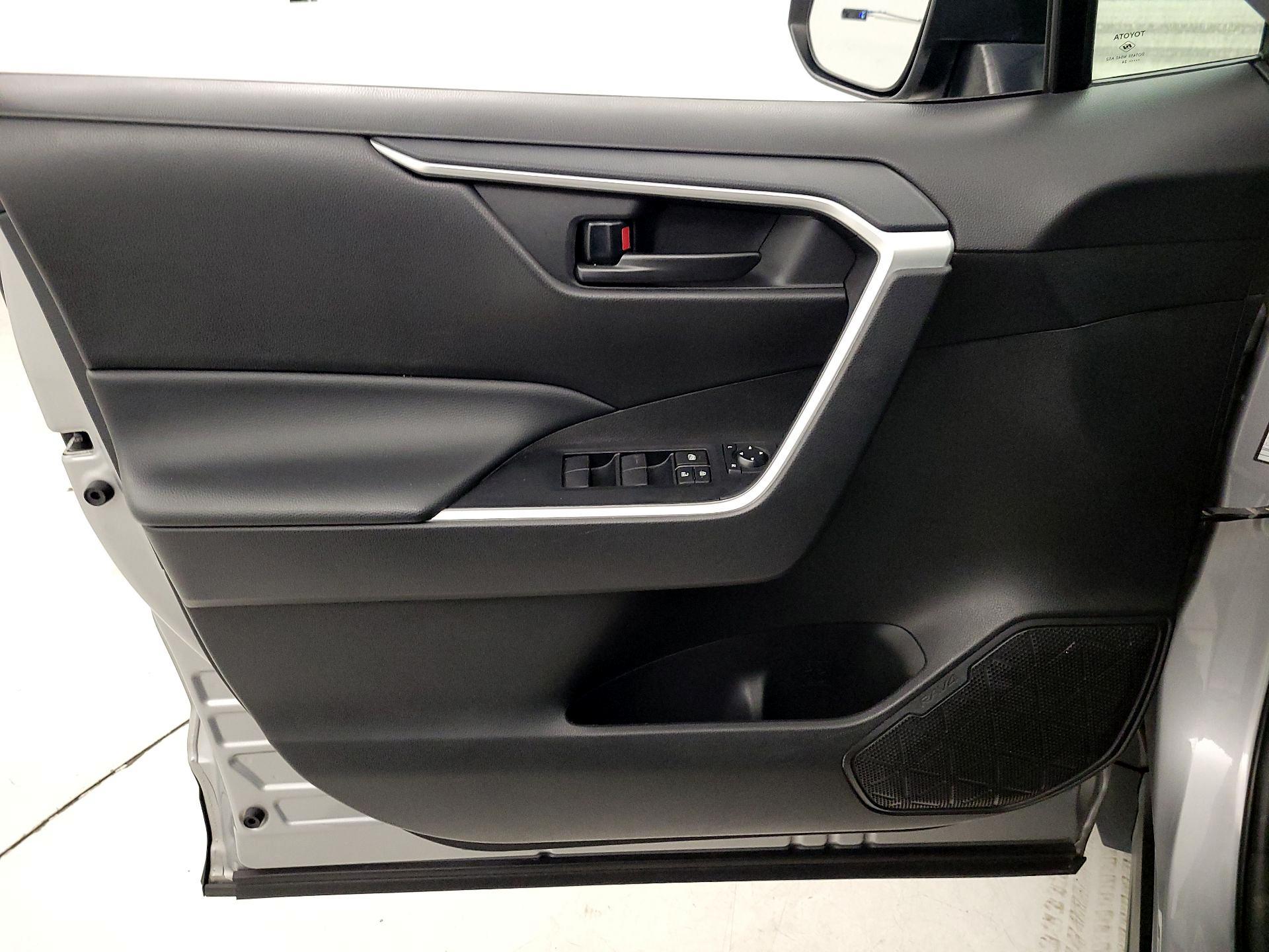 Thumbnail: 2024 Toyota RAV4 - 12