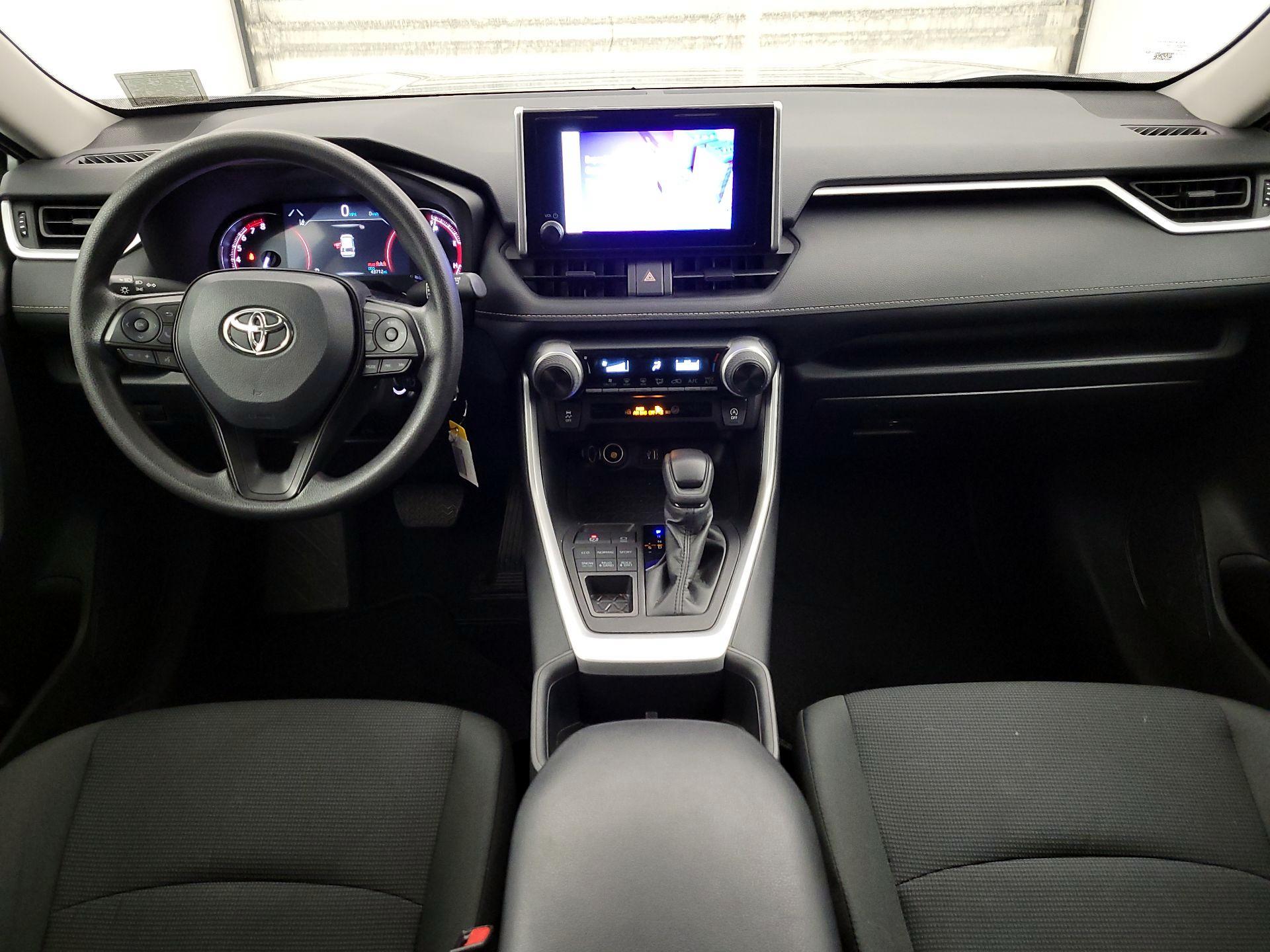 Thumbnail: 2024 Toyota RAV4 - 9