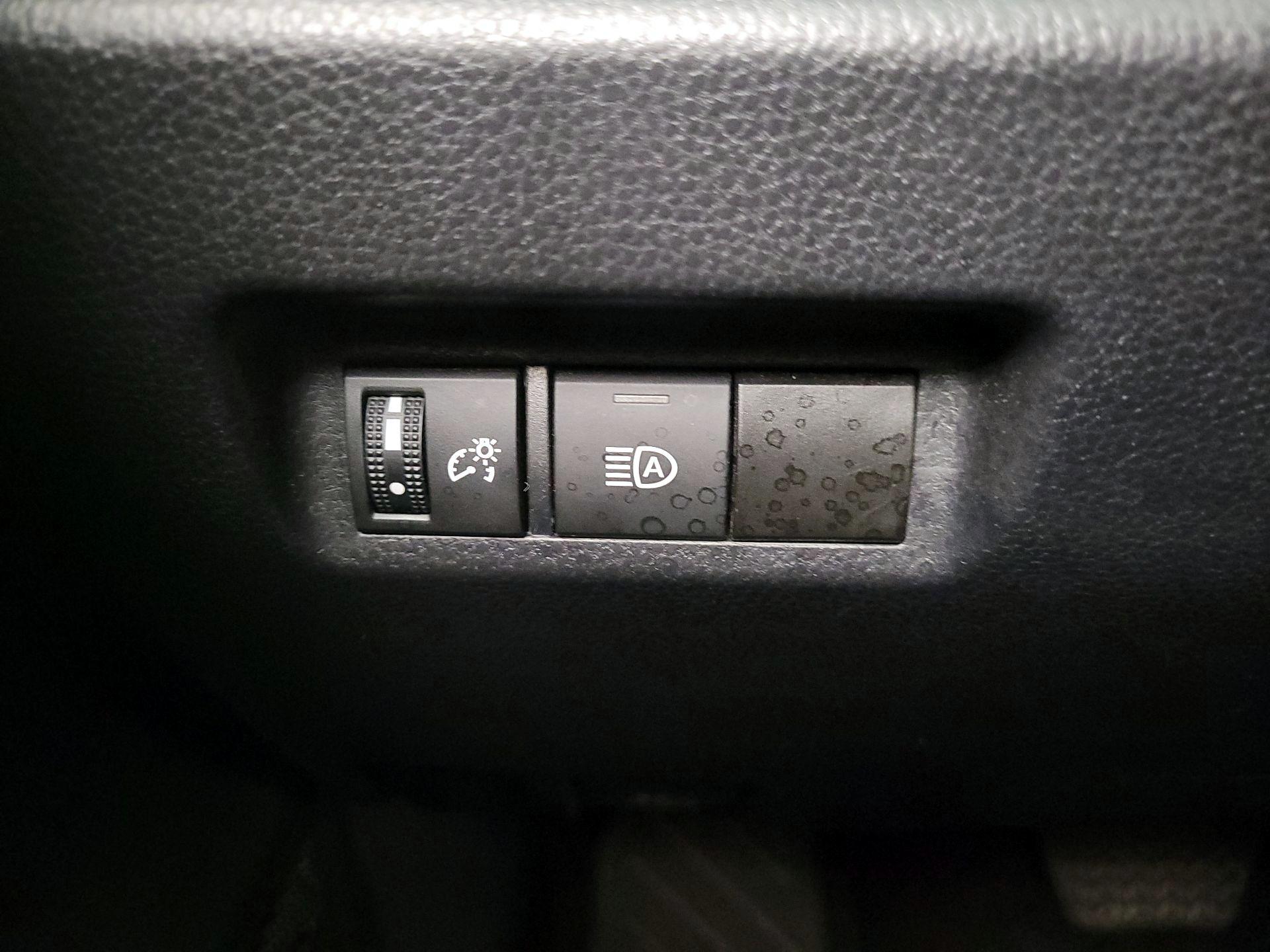 Thumbnail: 2024 Toyota RAV4 - 13