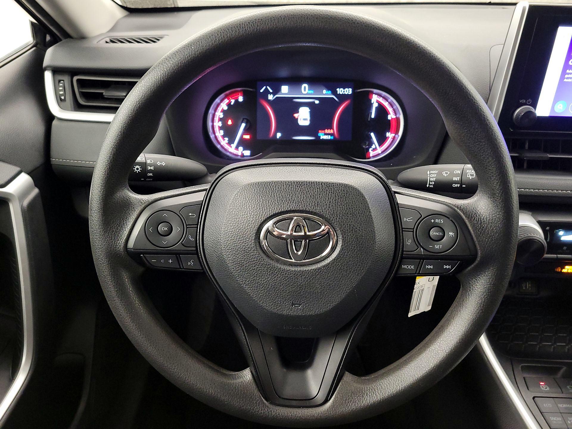 Thumbnail: 2024 Toyota RAV4 - 10