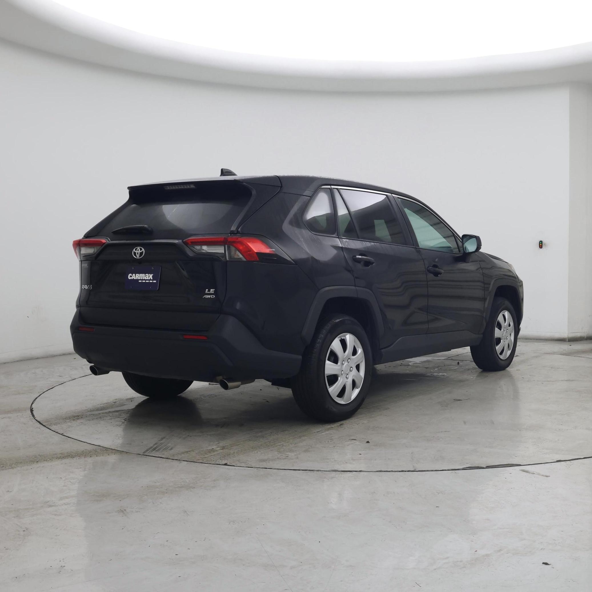 Thumbnail: 2024 Toyota RAV4 - 8