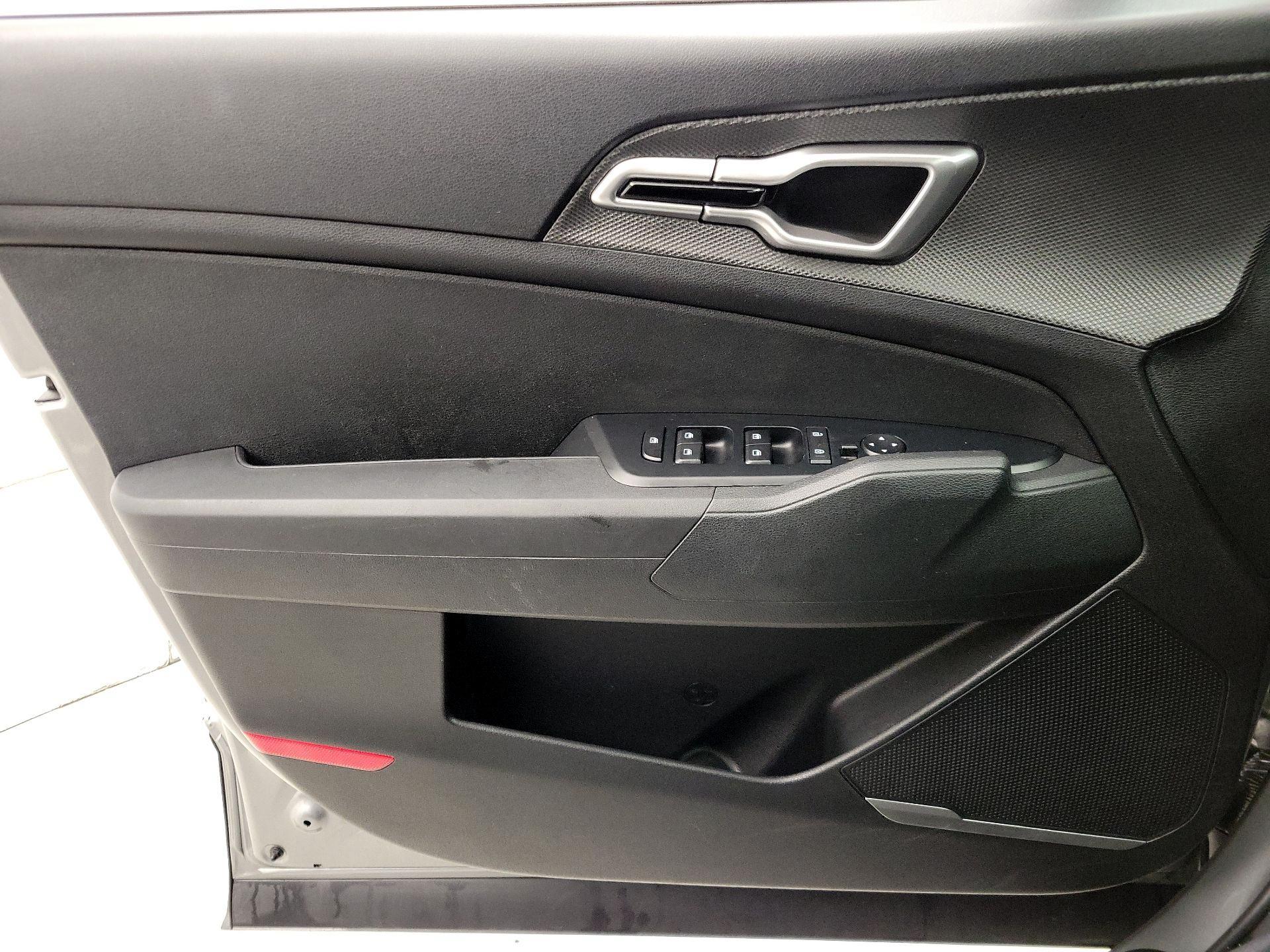 Thumbnail: 2024 Kia Sportage - 12