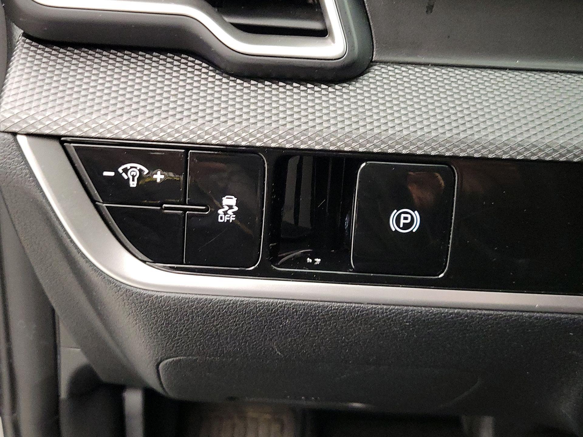 Thumbnail: 2024 Kia Sportage - 13