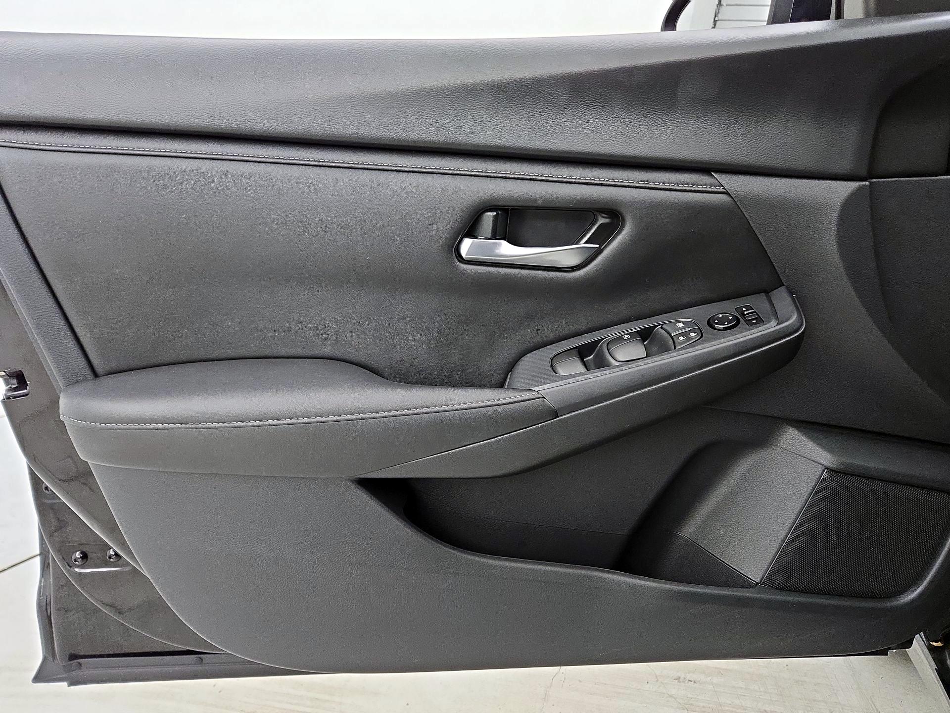 Thumbnail: 2024 Nissan Sentra - 12