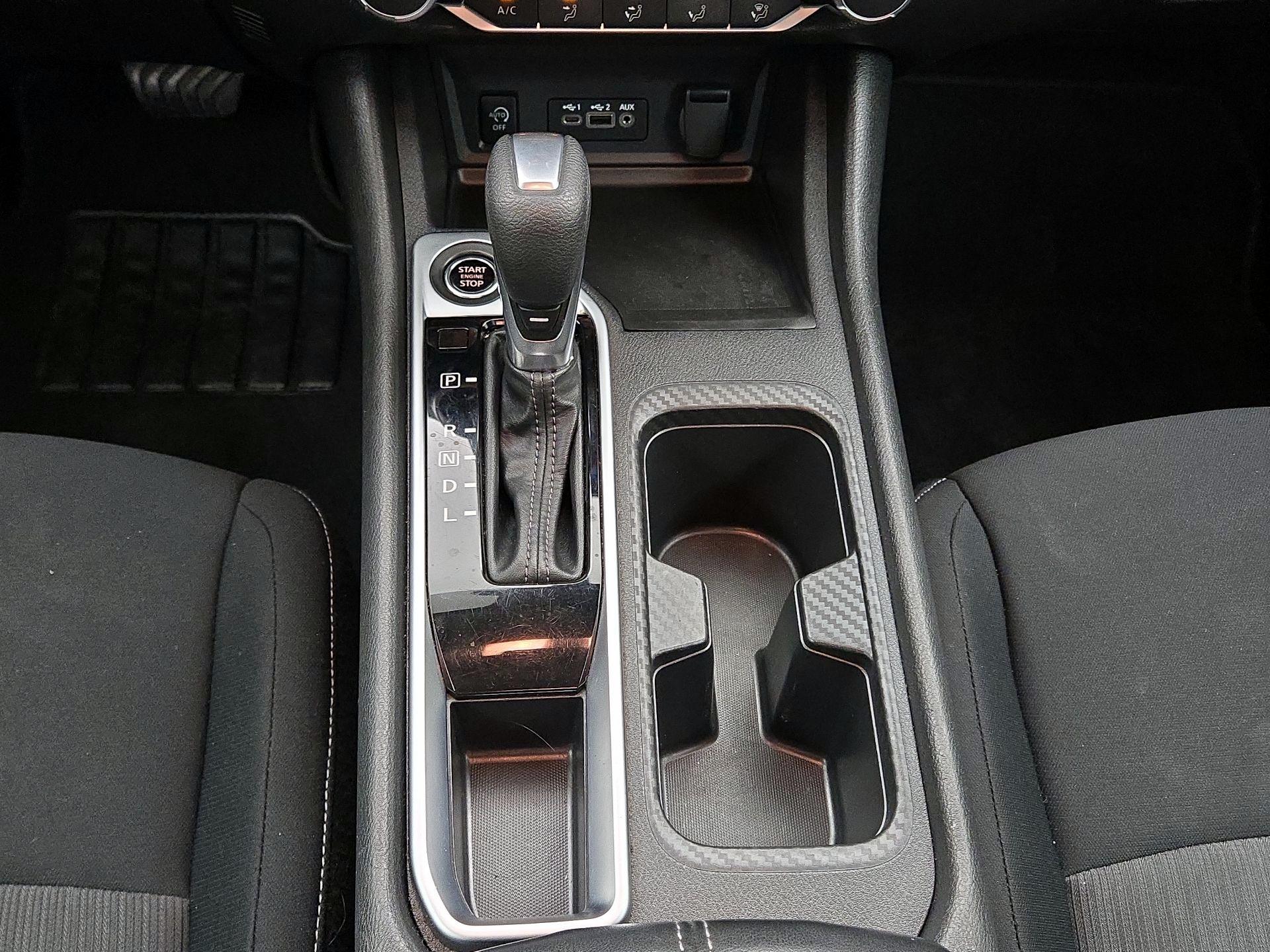 Thumbnail: 2024 Nissan Sentra - 17