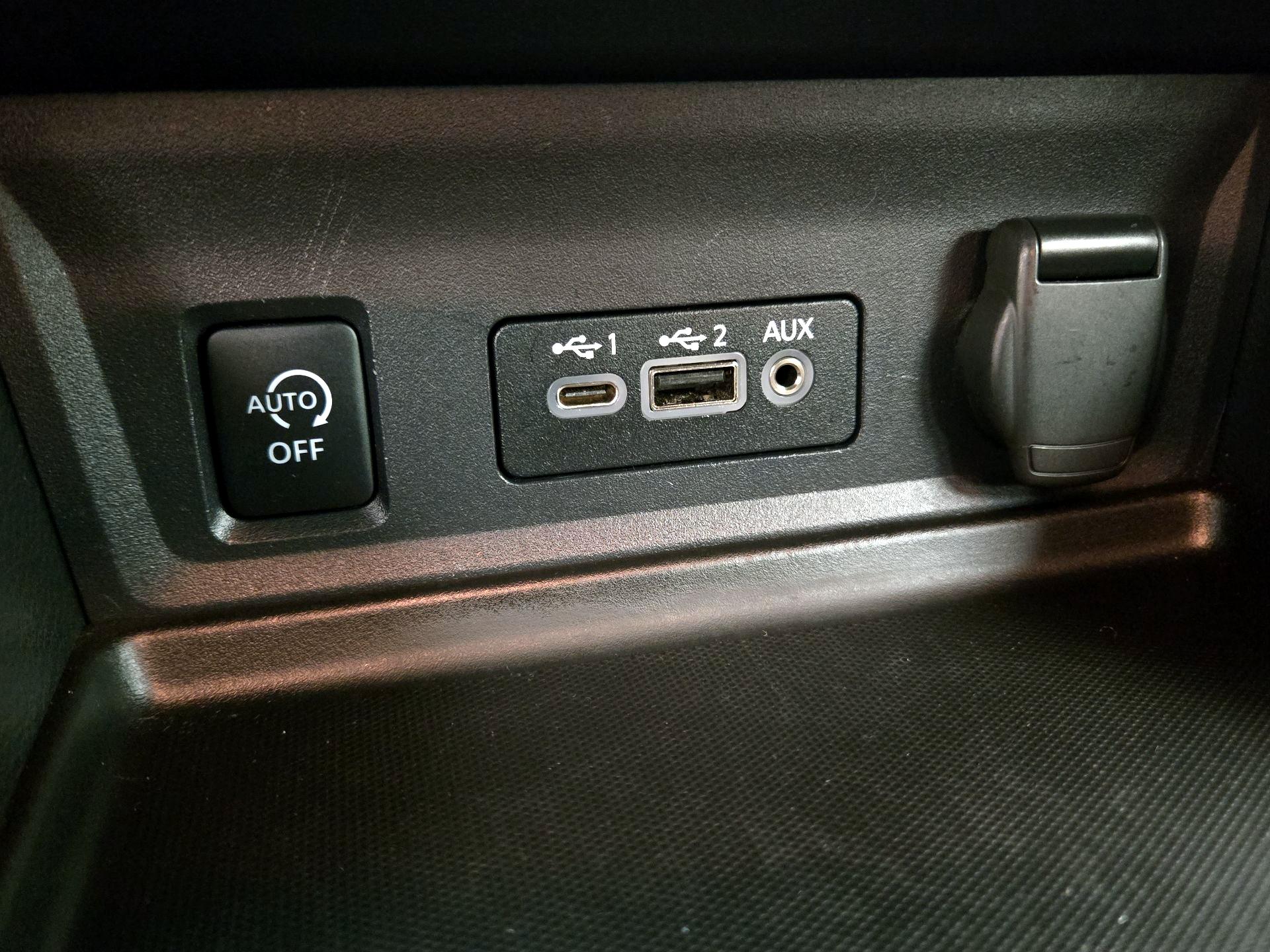 Thumbnail: 2024 Nissan Sentra - 18