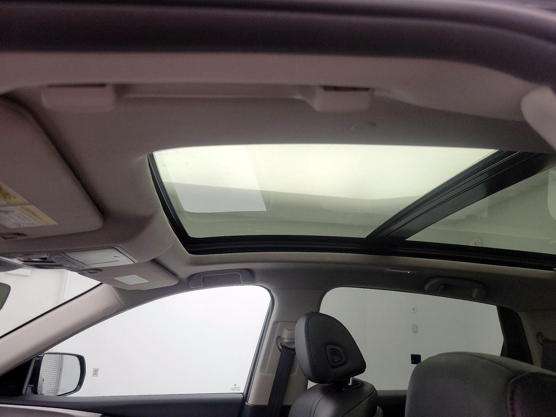 Thumbnail: 2024 Acura RDX - 19